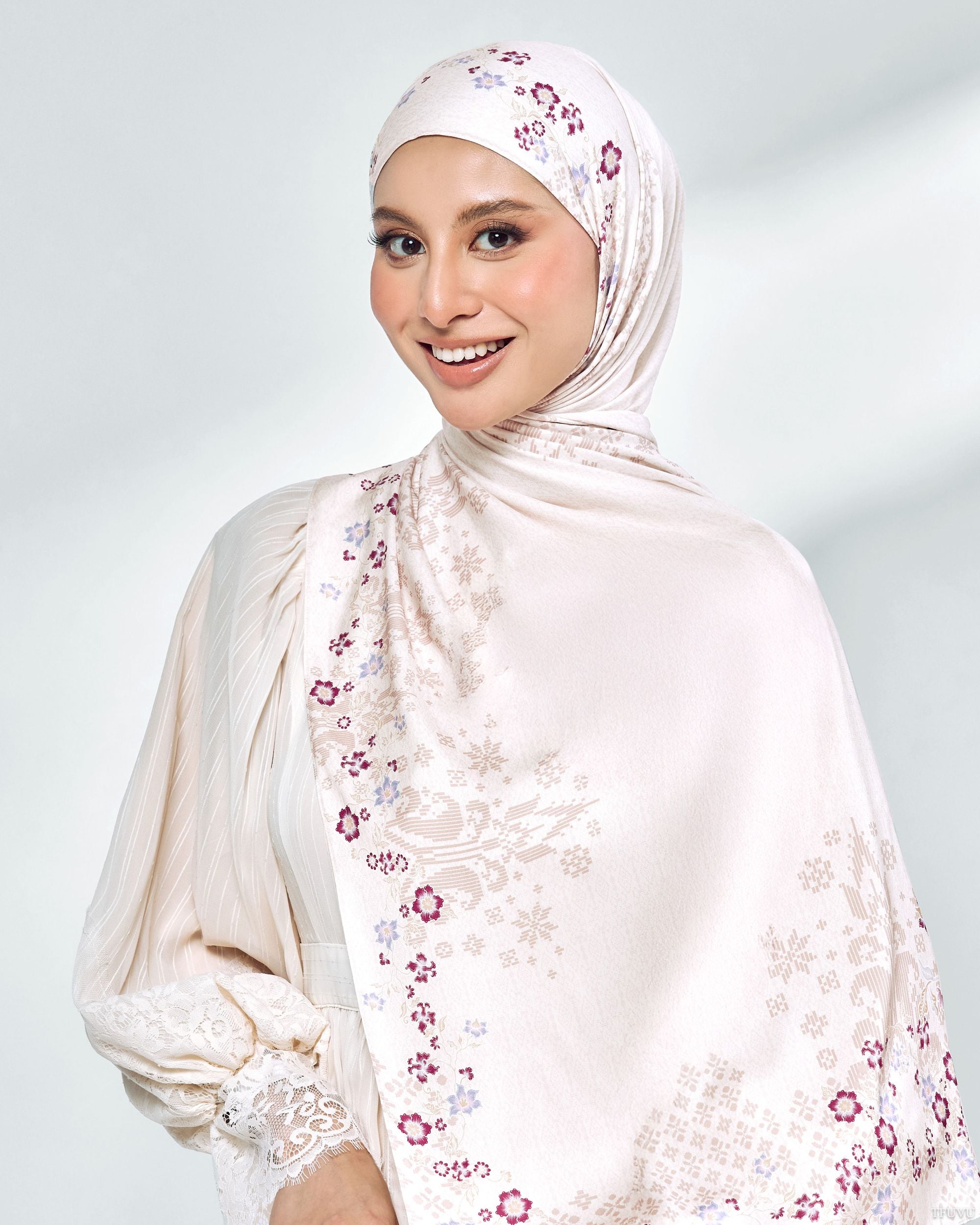 Bidasari in Anggun (Shawl & Square Series)