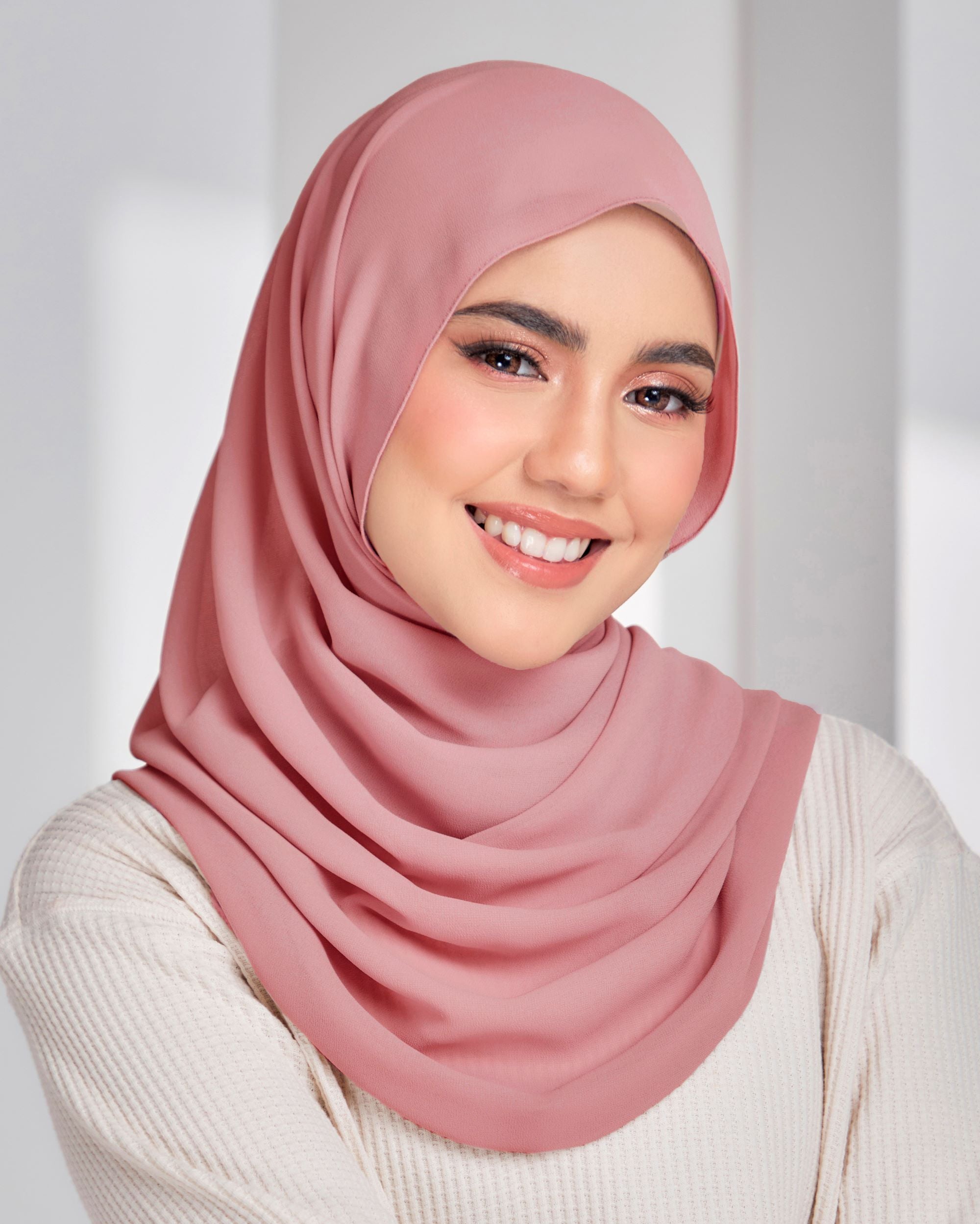 SAFIYYA PEARL CHIFFON SHAWL