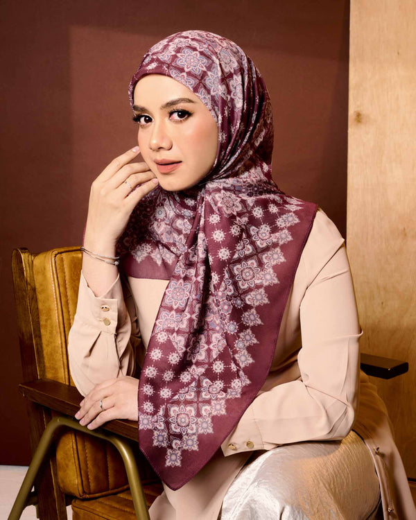 Citra in Auburn Rosewood