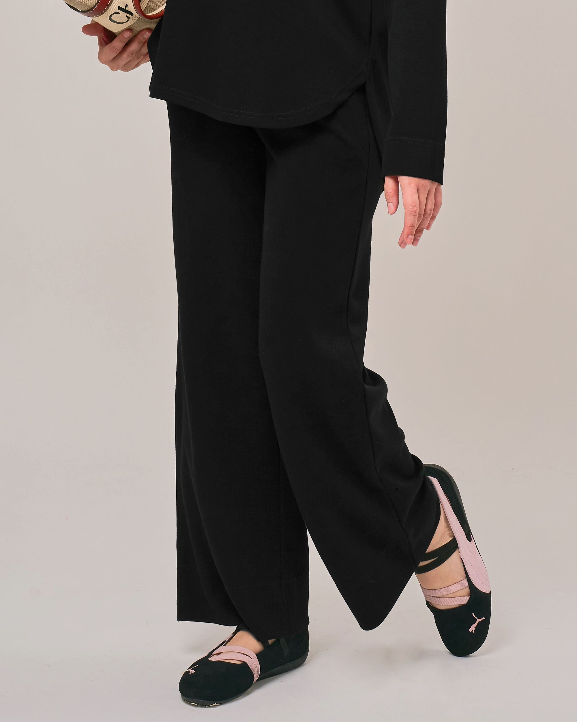 CORA PANTS IN BLACK