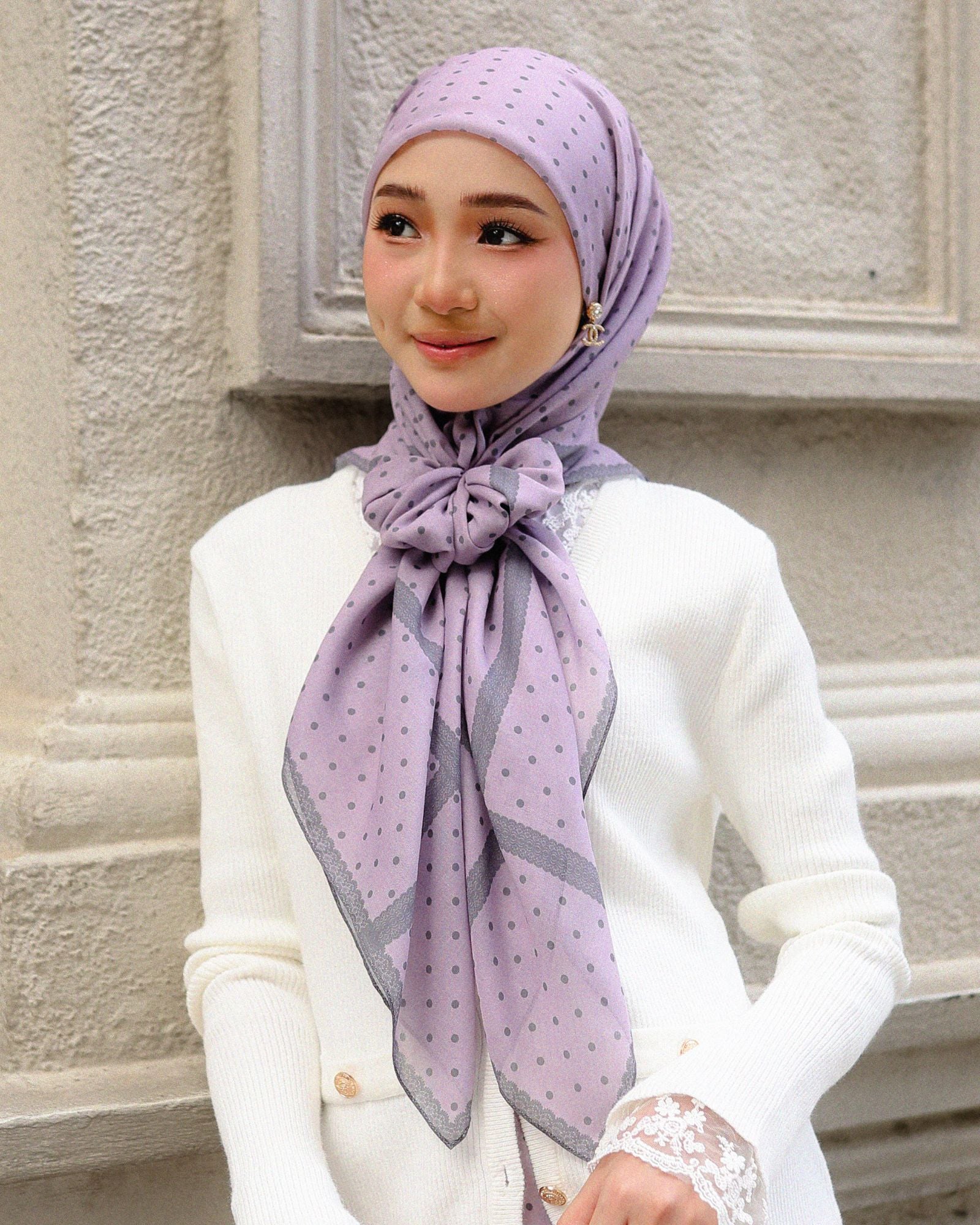 Polka Lace in Blissdot Square