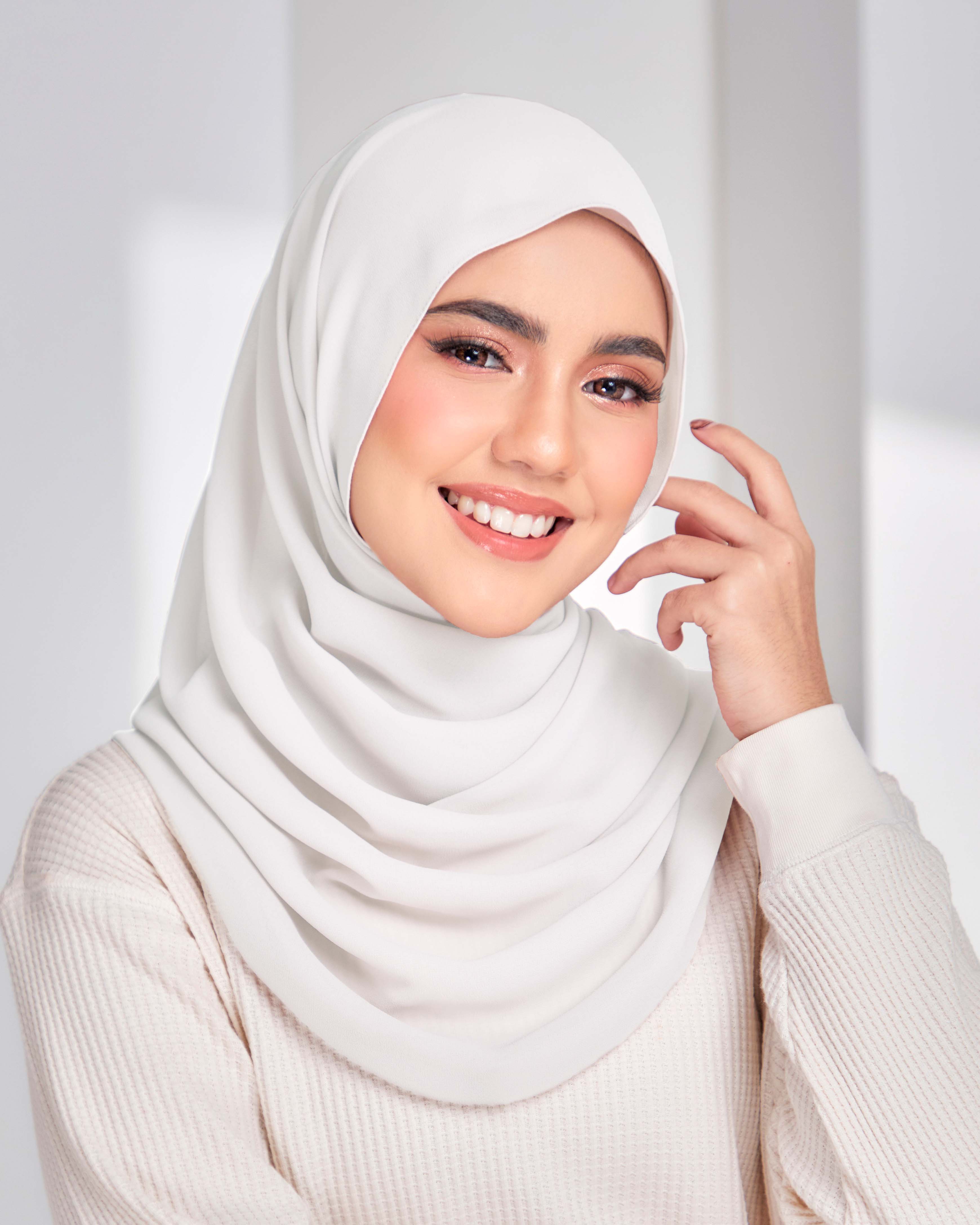SAFIYYA PEARL CHIFFON SHAWL