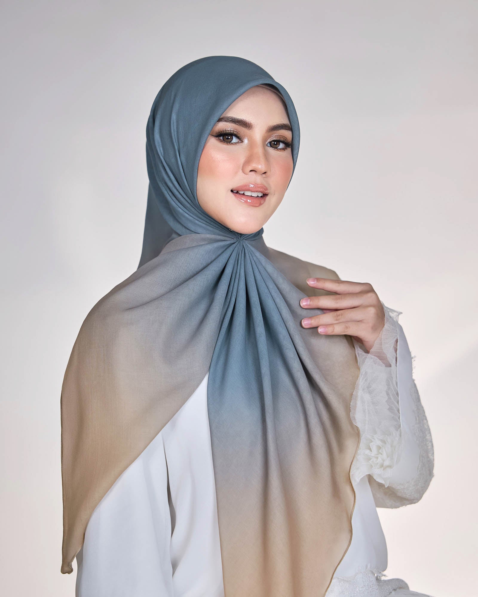 Ombre Square