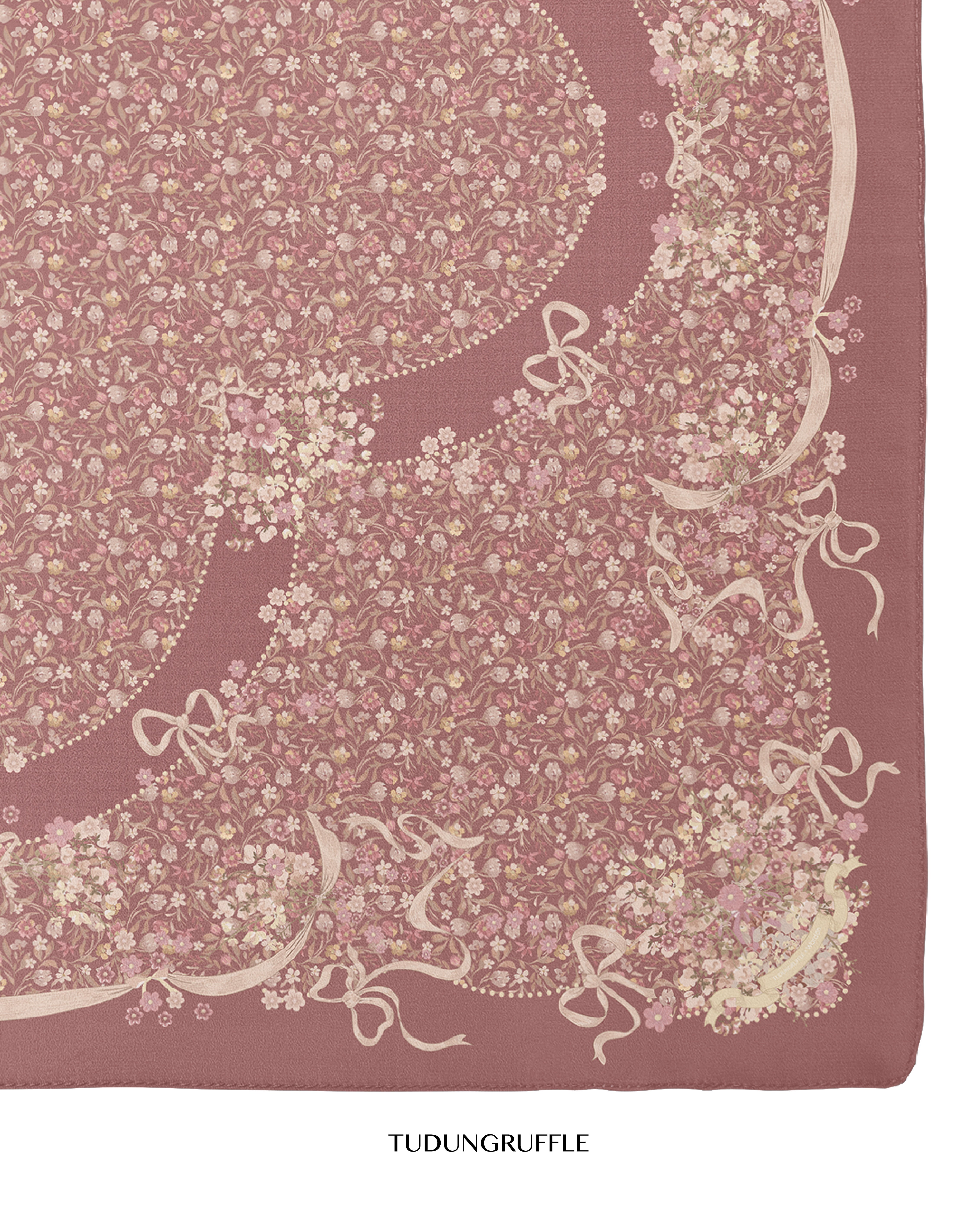 Fleur in Blossom