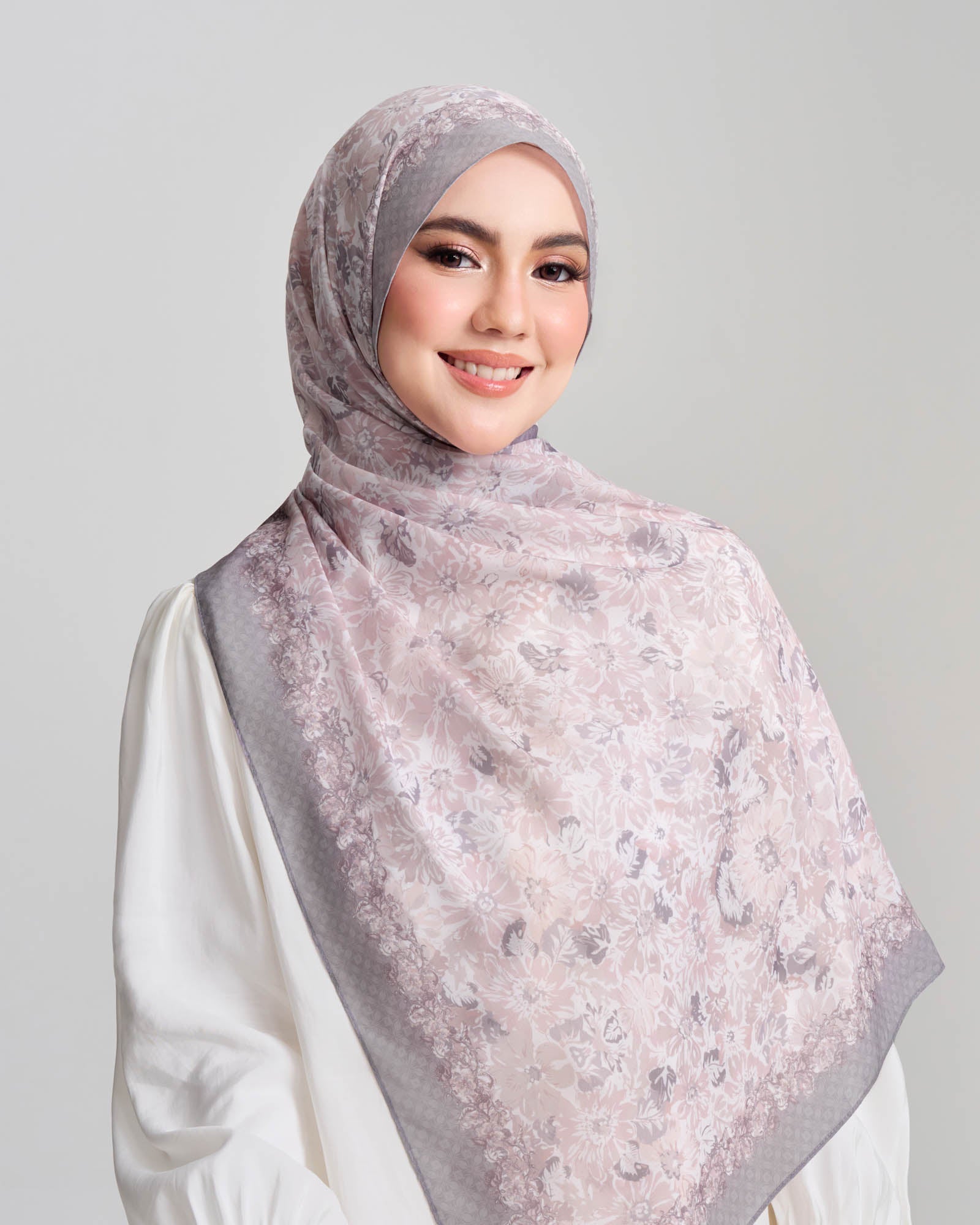 Vintage Garden in Emma Cotton Shawl