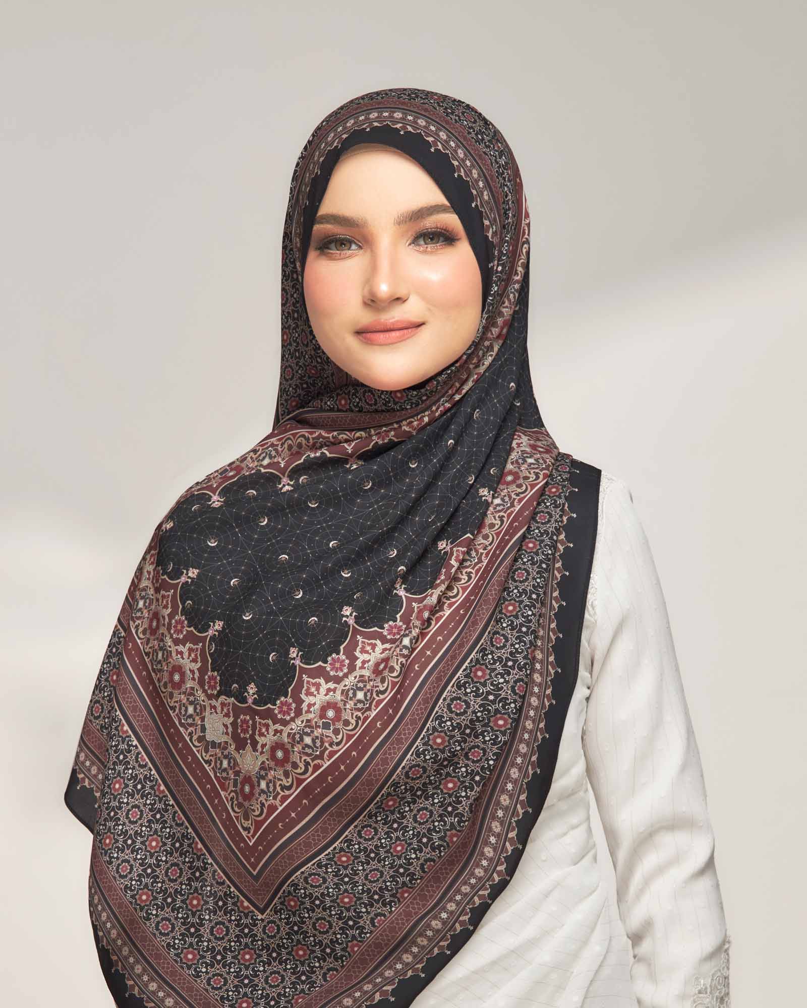 Buruj in Erva Chiffon Shawl
