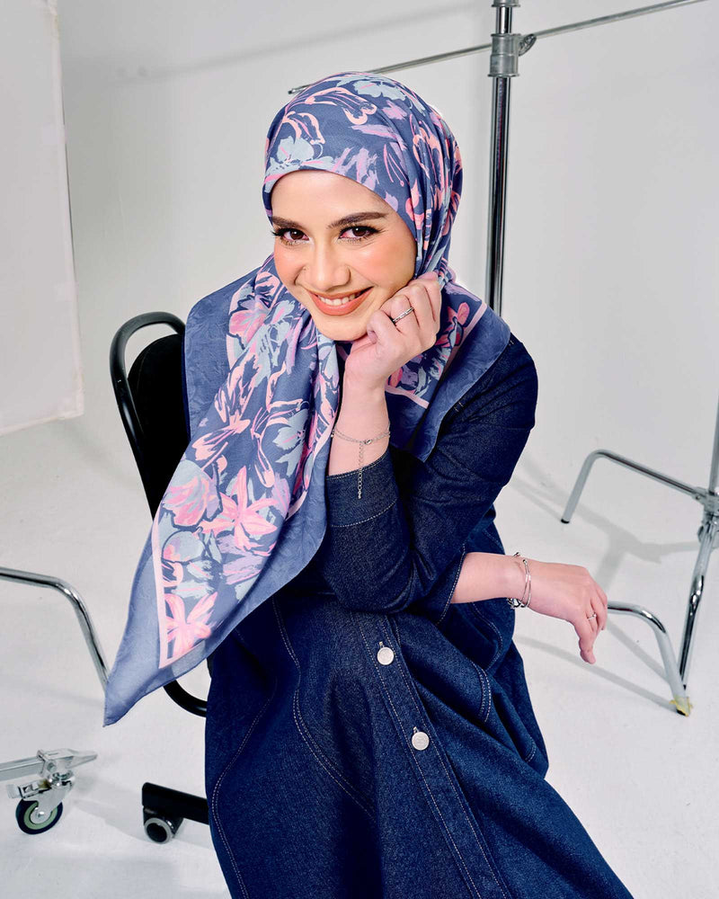 Poppy in Galaxy Denim