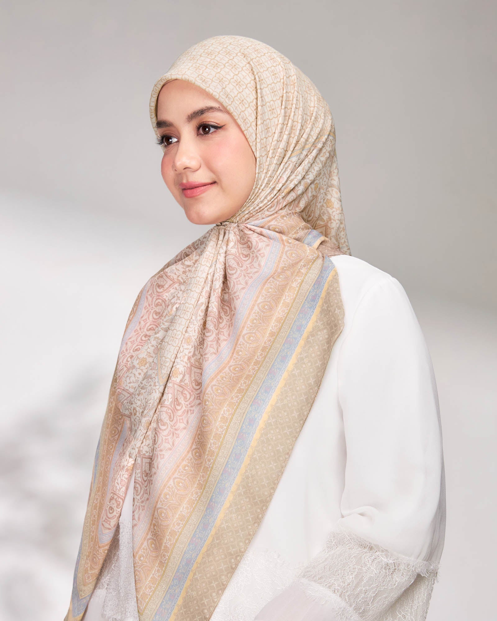 Arabesque in Lubna