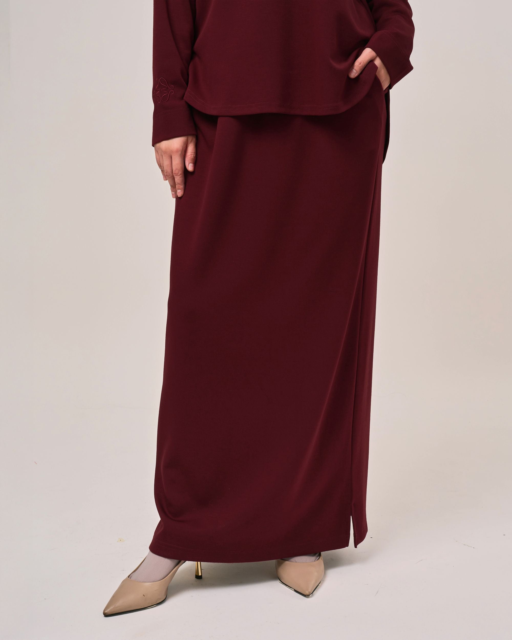 CORA SKIRT IN MAROON