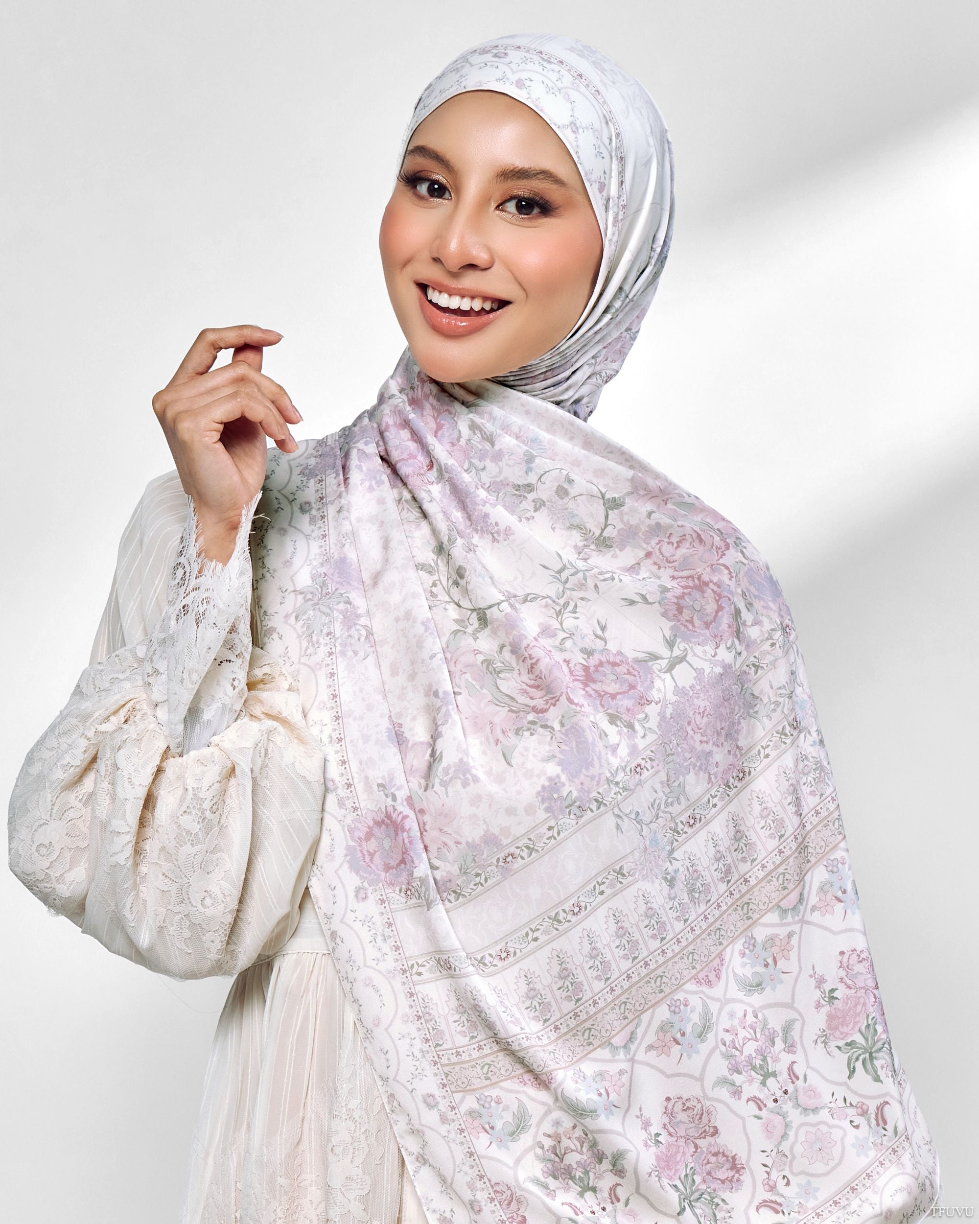 NOSTALGIA IN MARWINA