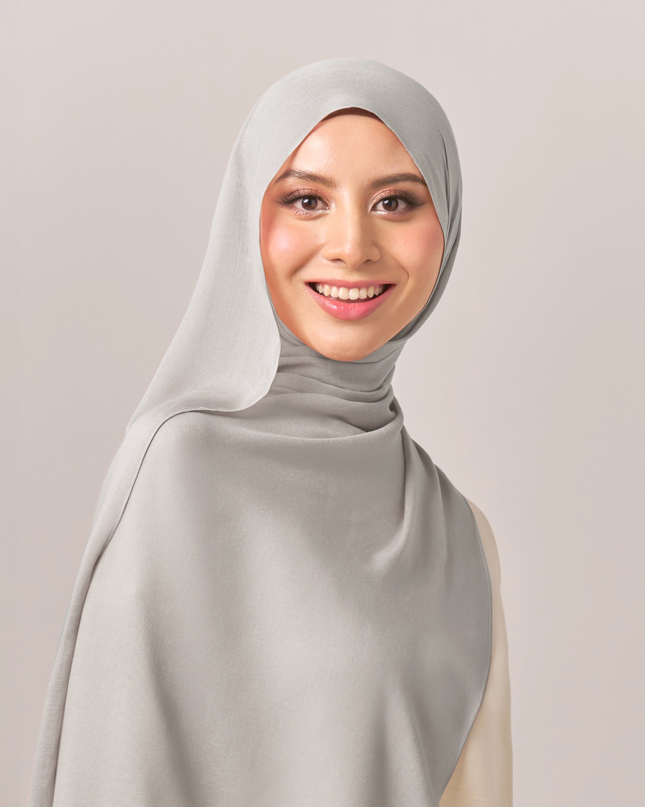 Yara Moda Plain Shawl