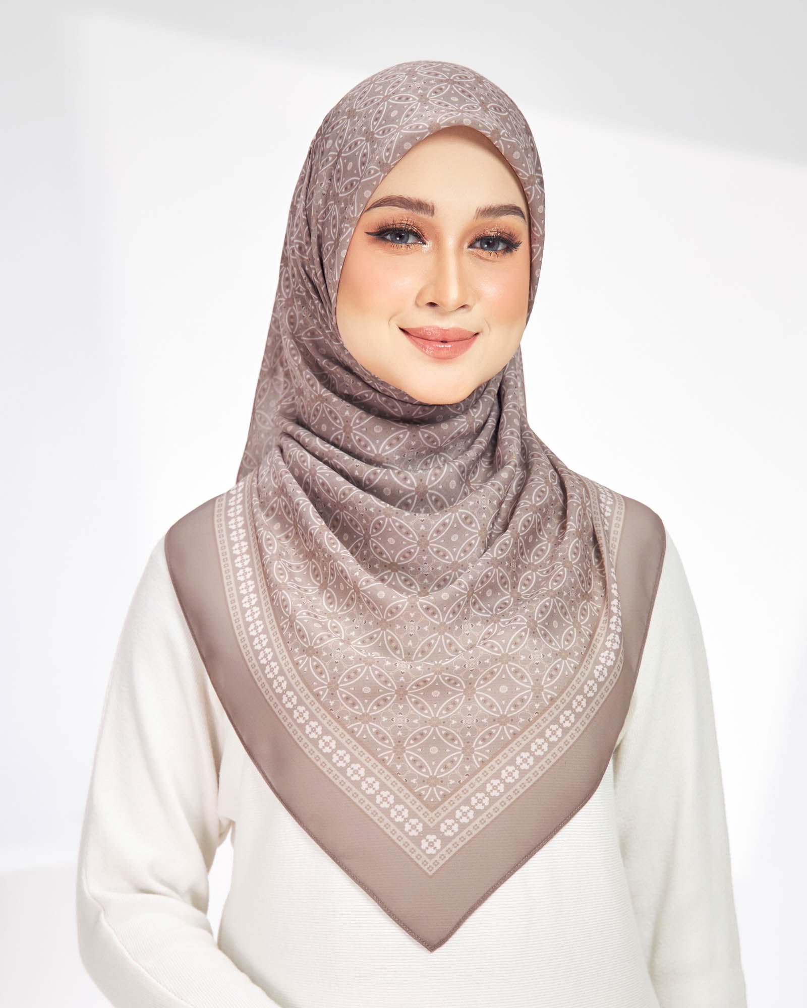 Marrakech in Merzouga Brown