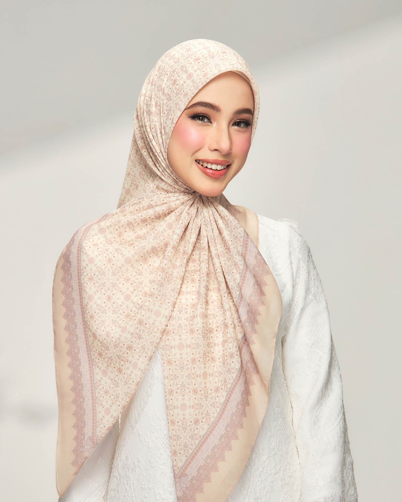 Maryam in Neutral