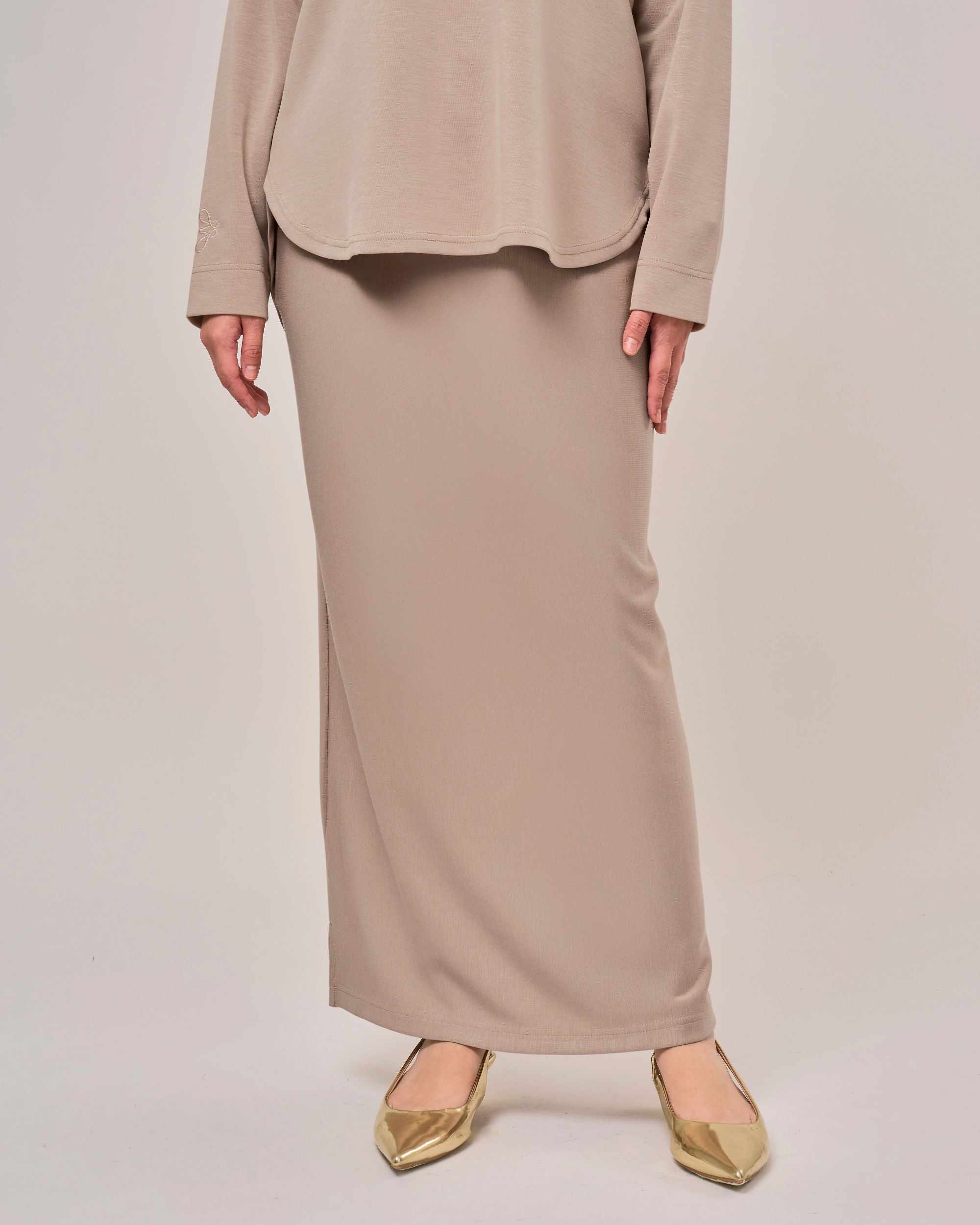 CORA SKIRT IN NUDE