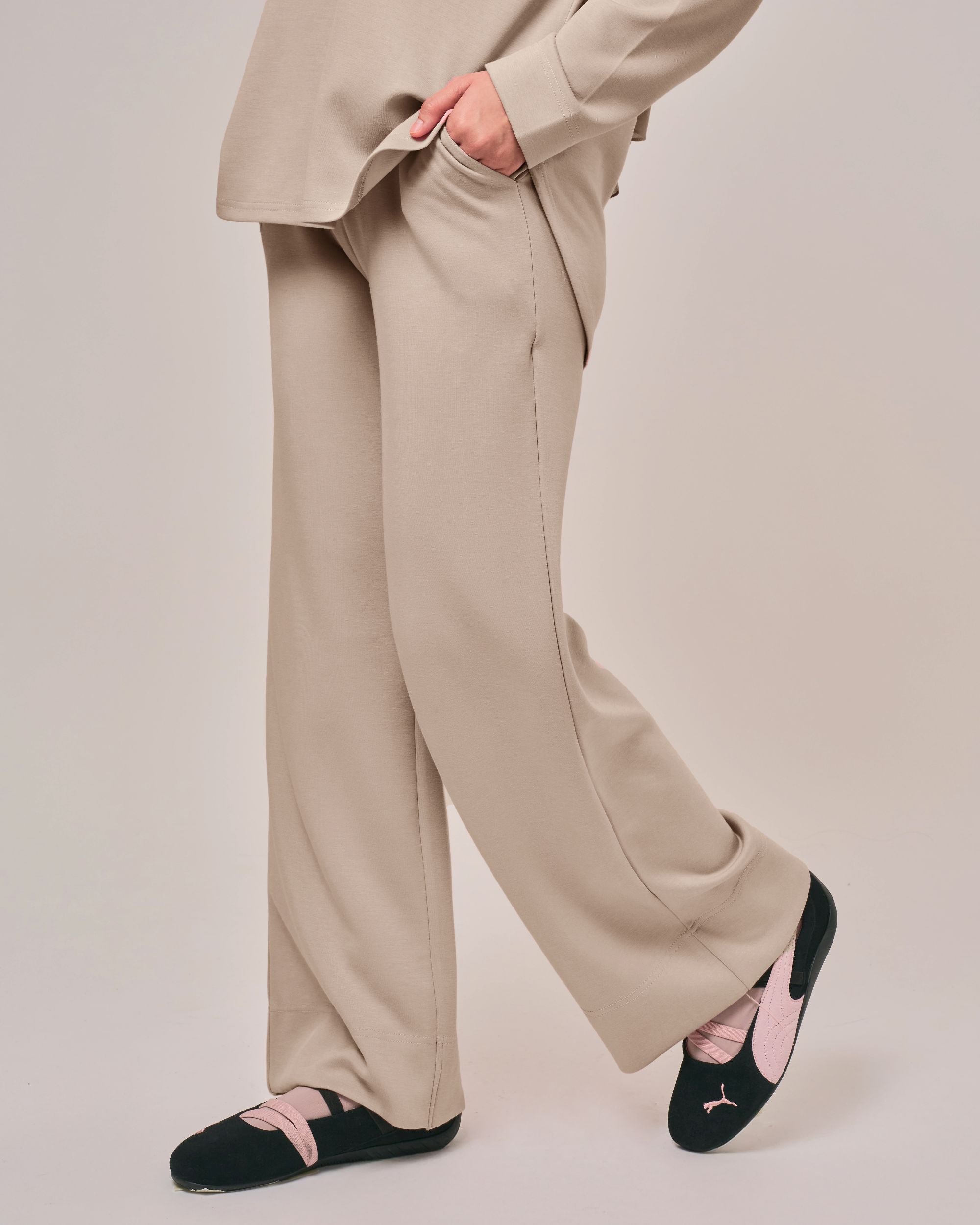 CORA PANTS IN NUDE