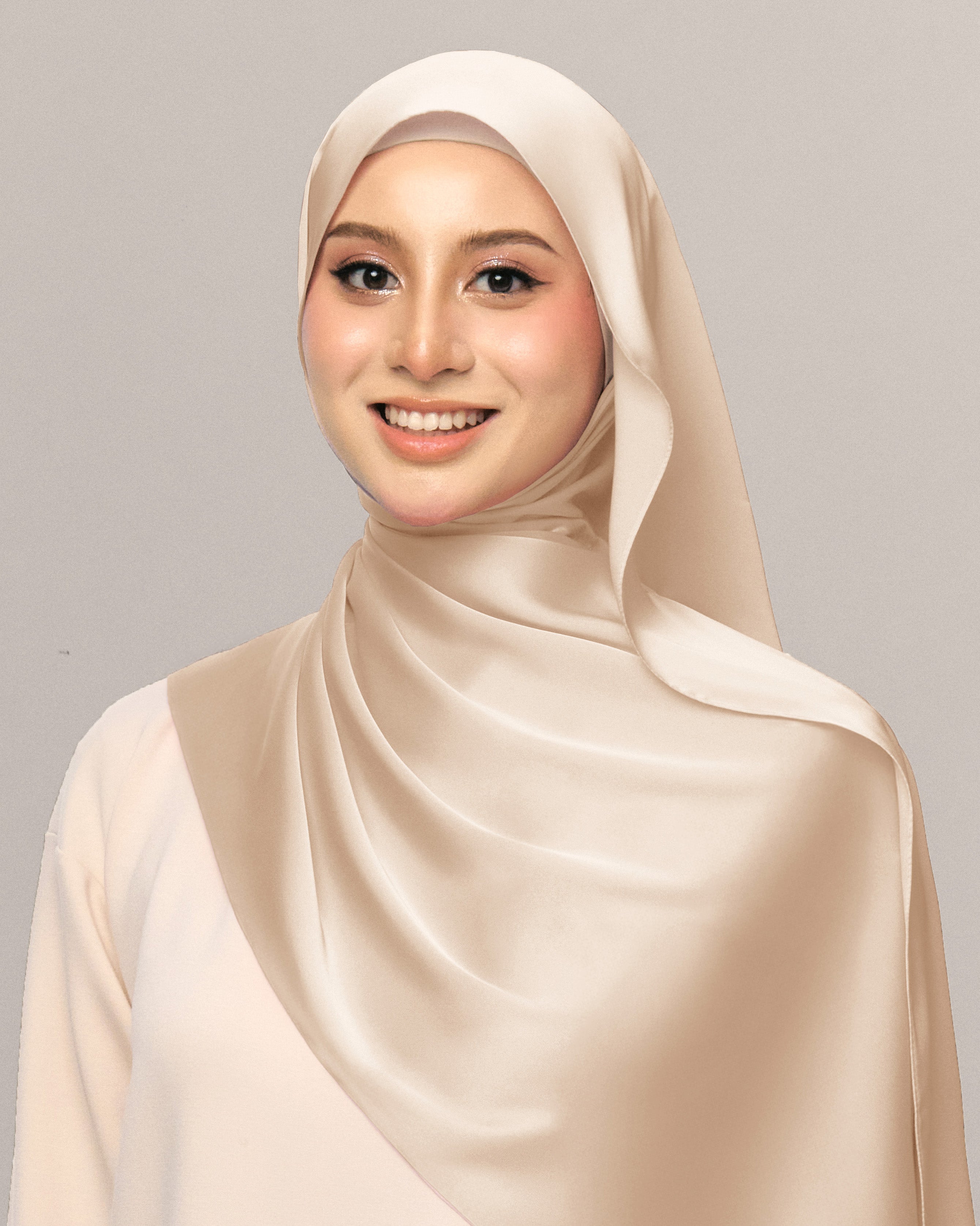 Amara Lightweight Satin