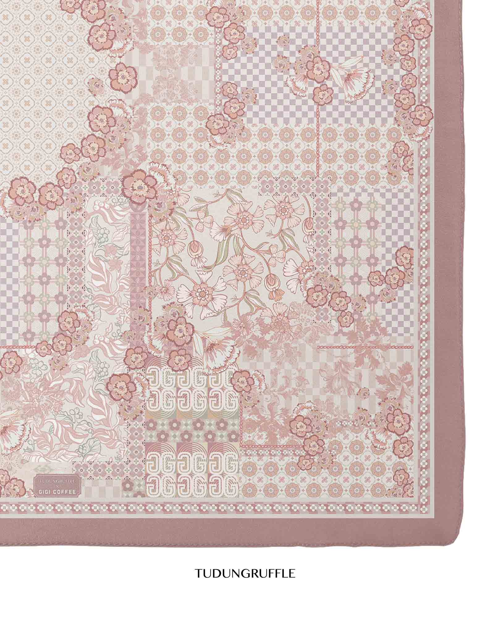 Praline in Strawberry