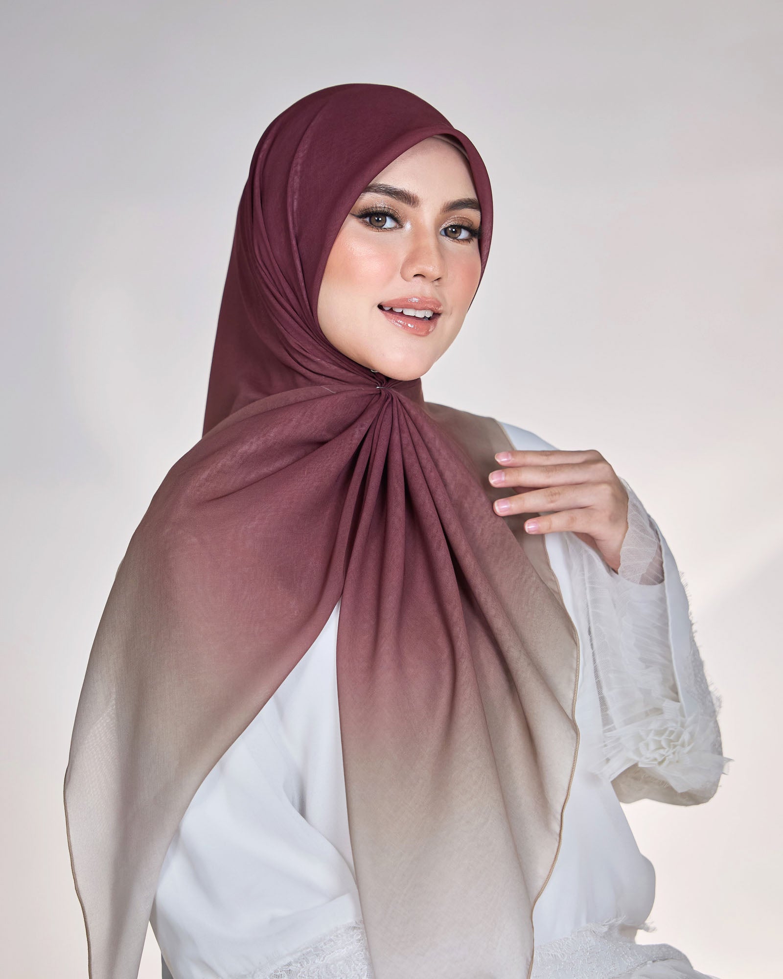 Ombre Square