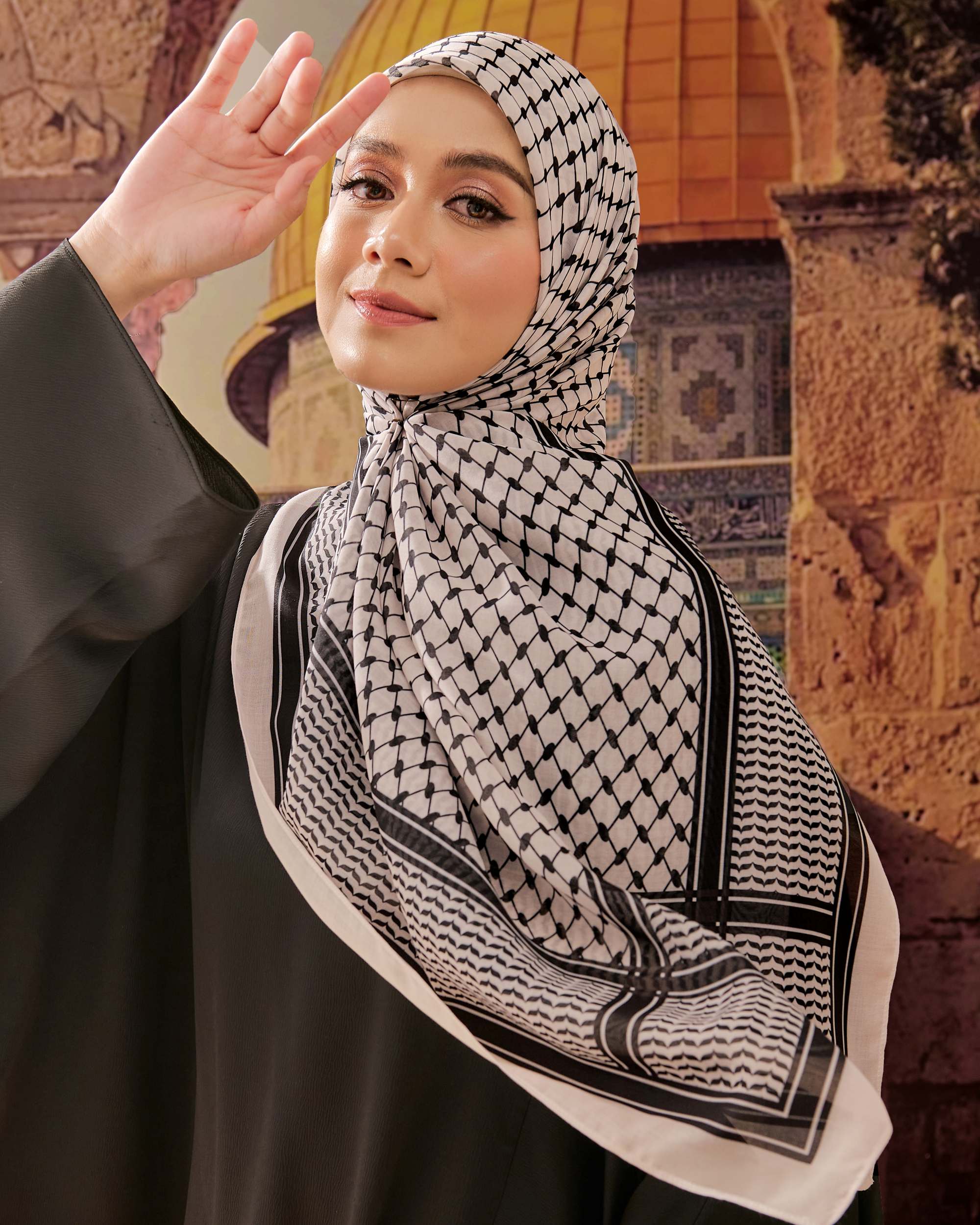 Kaffiyeh in Stone