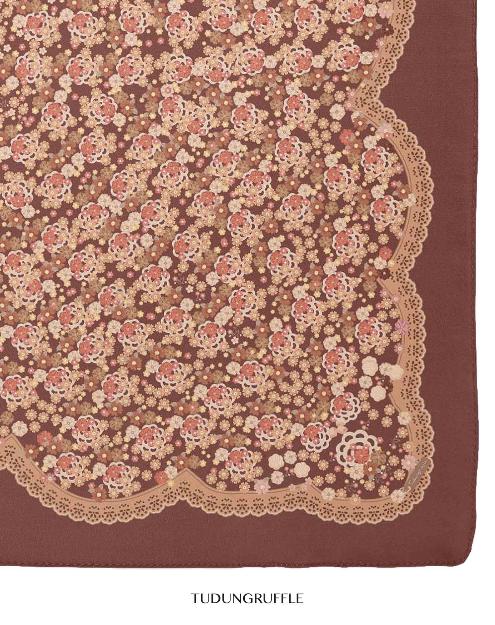 Kueh in Sweet Brownies