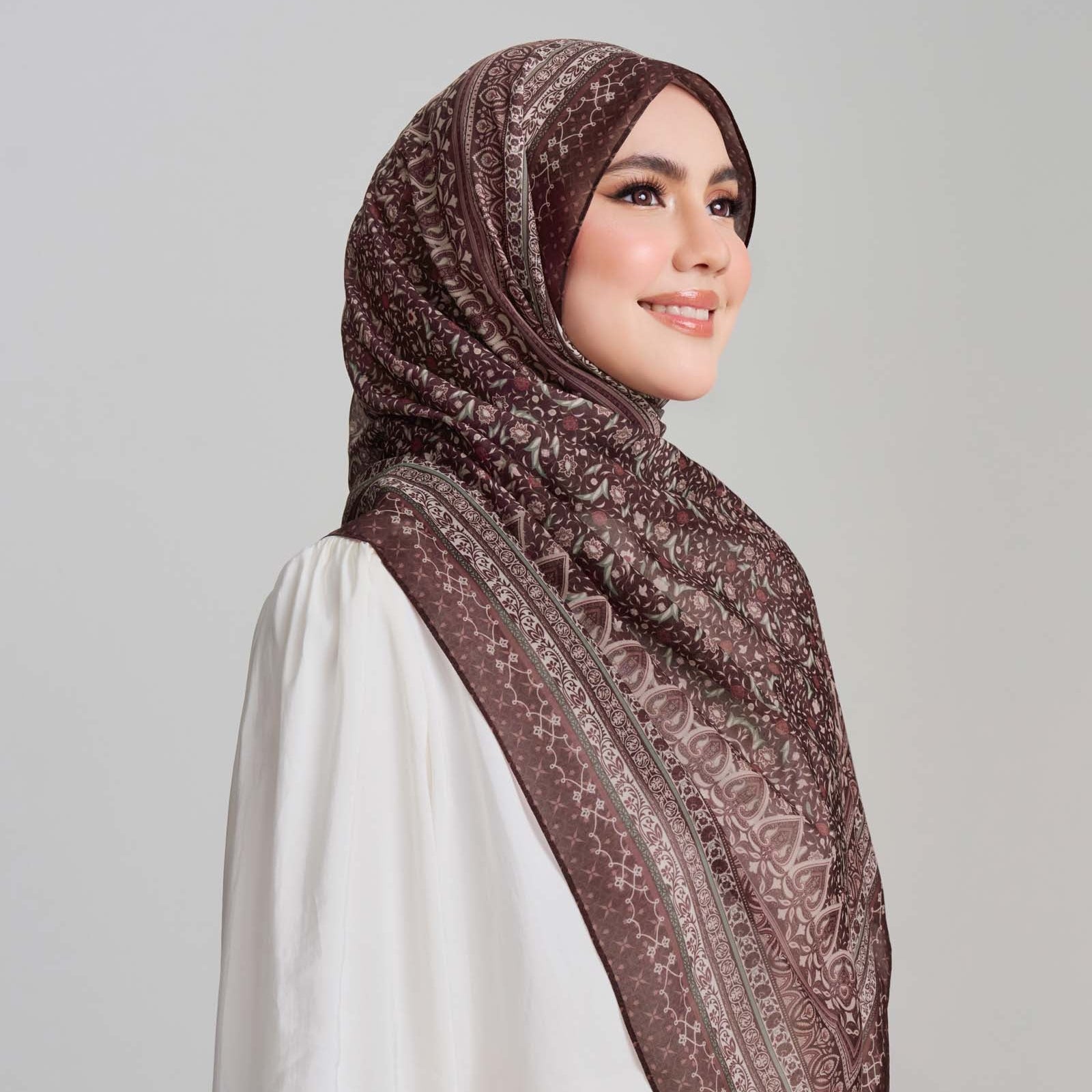 Arabesque in Tasneem Satin Shawl