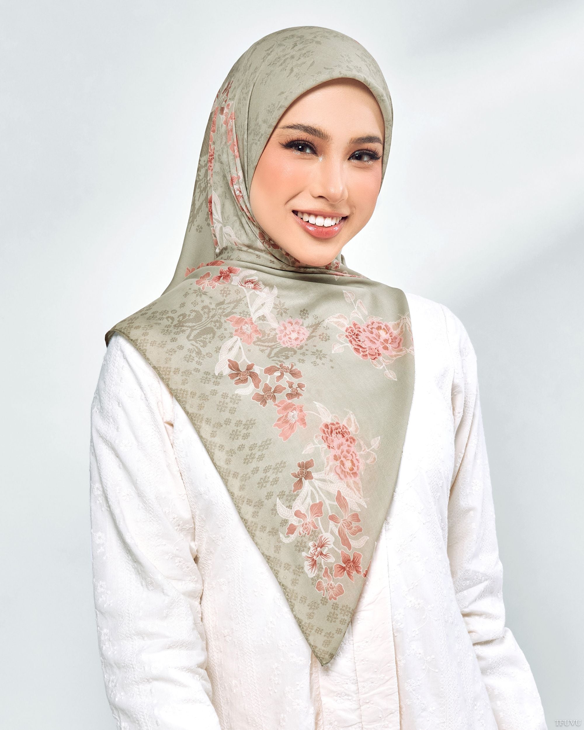 Bidasari in Teruntum (Shawl & Square Series)