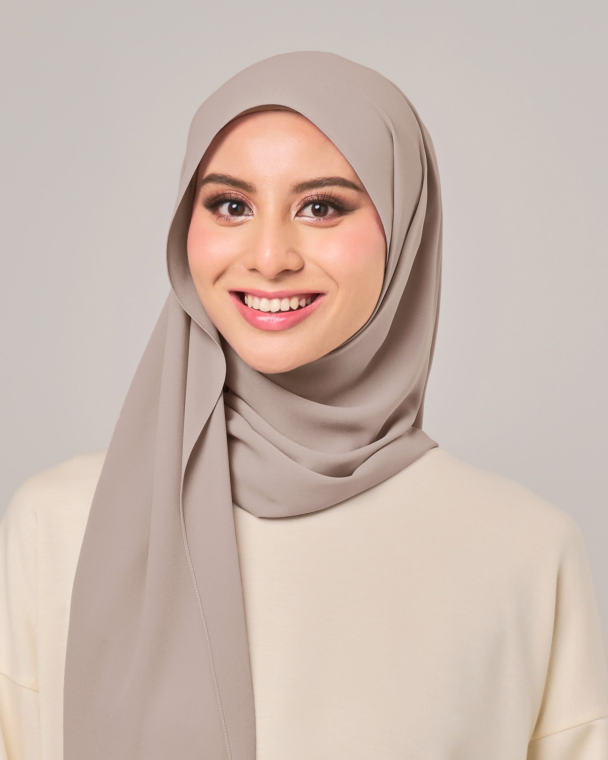 Ayra Hoodie Crepe Chiffon Shawl