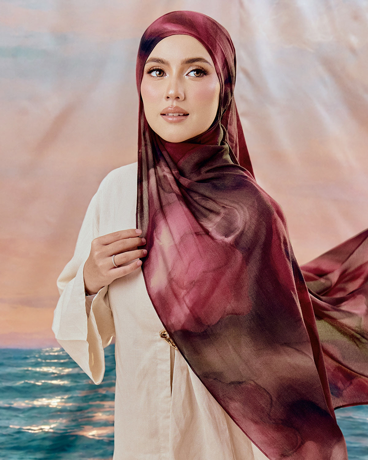 Bayu in Wirda Modal Shawl
