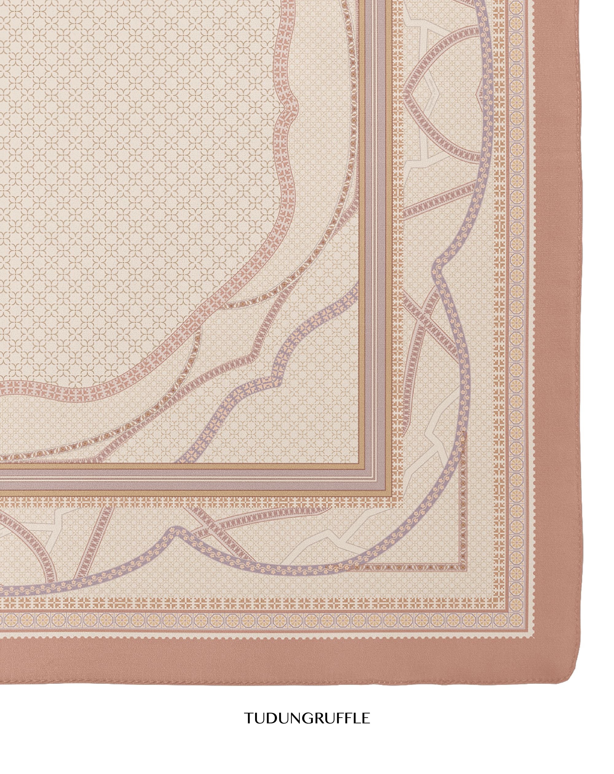 Alur in Plushpink