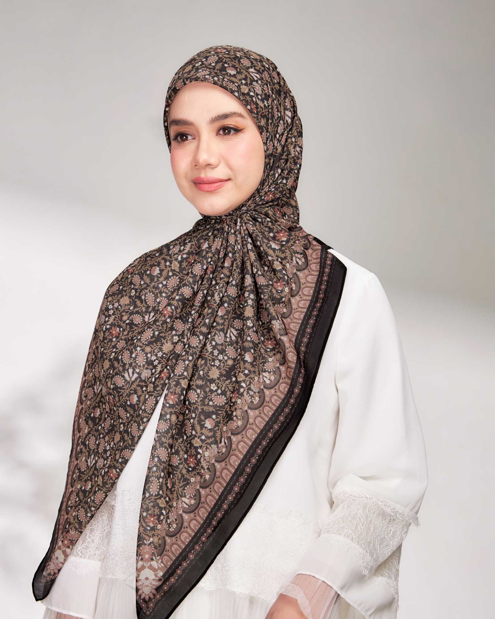 Ikatan Kasih EL in Raina Ebony