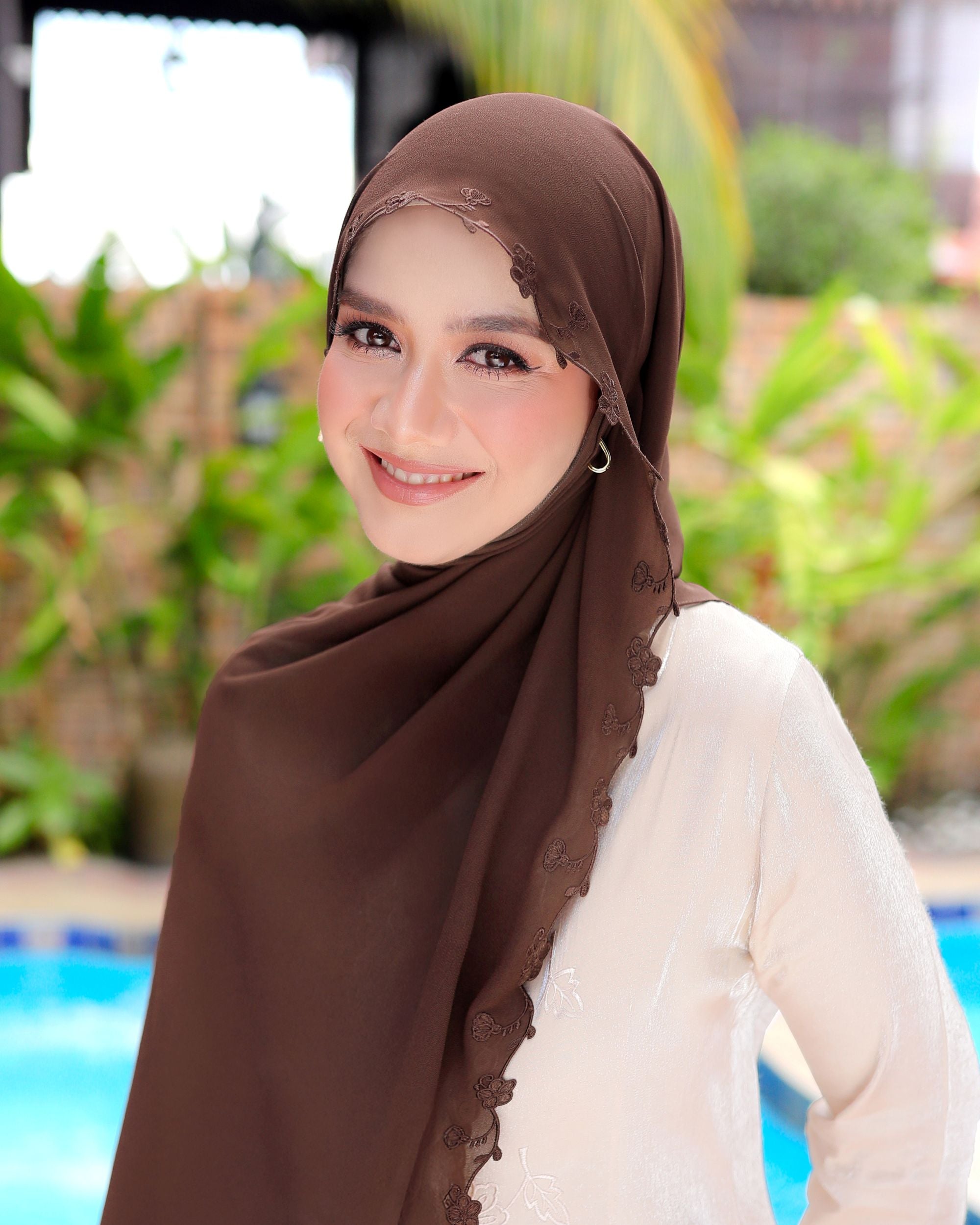 Juwita Pearl Chiffon Embroidery Shawl