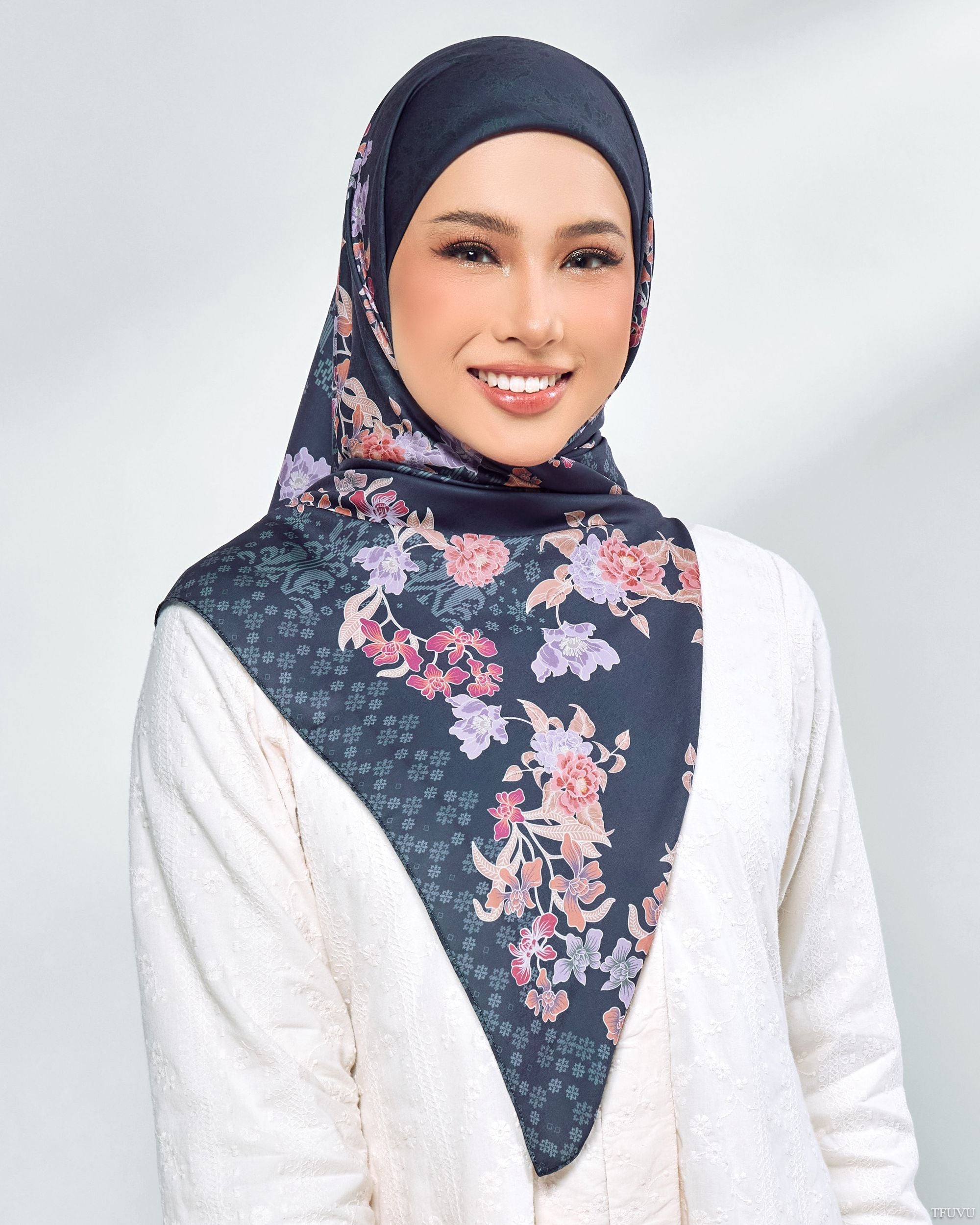 Bidasari in Mayang (Shawl & Square Series)