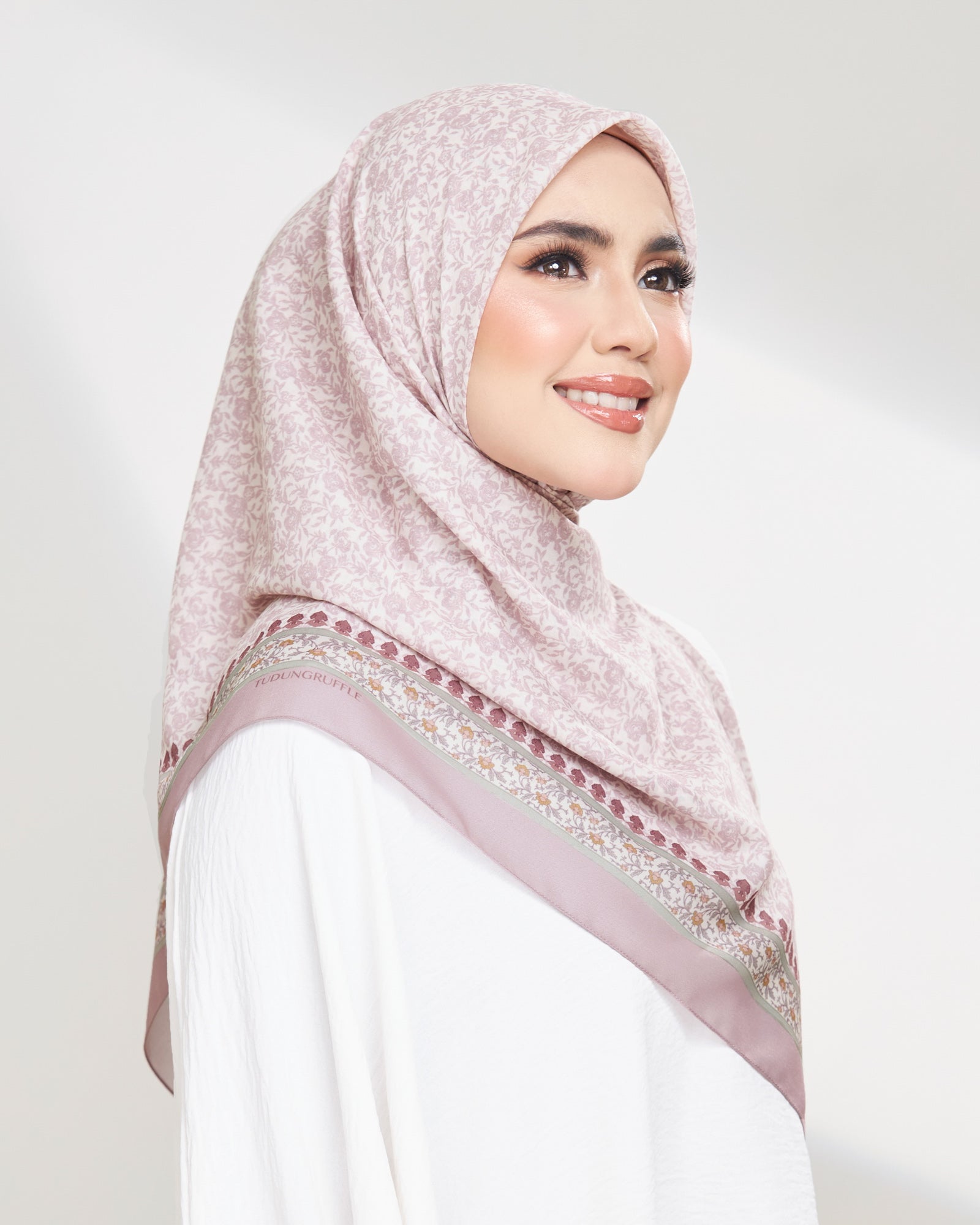 Sarong Bawal in Delima