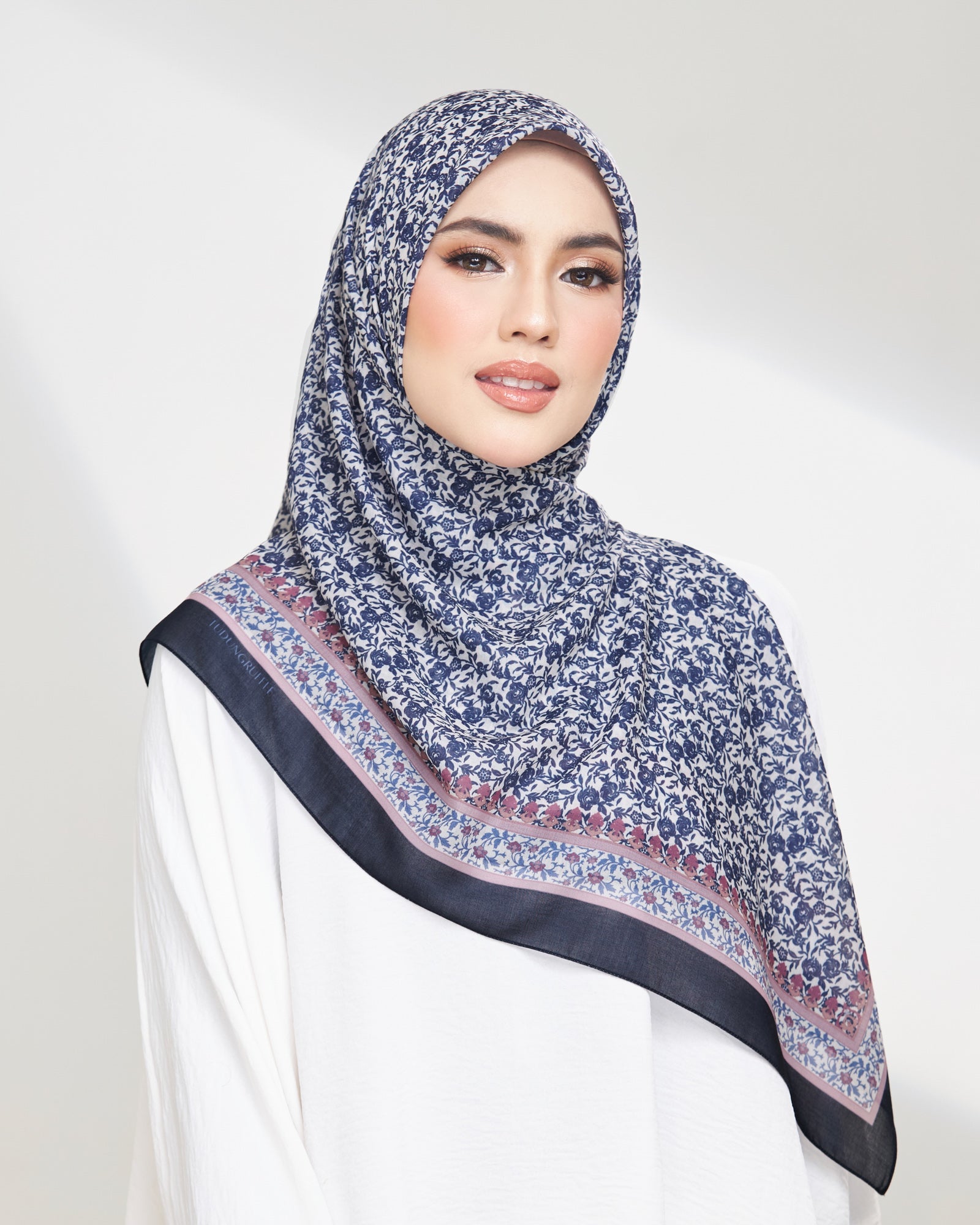 Sarong Bawal in Nilam