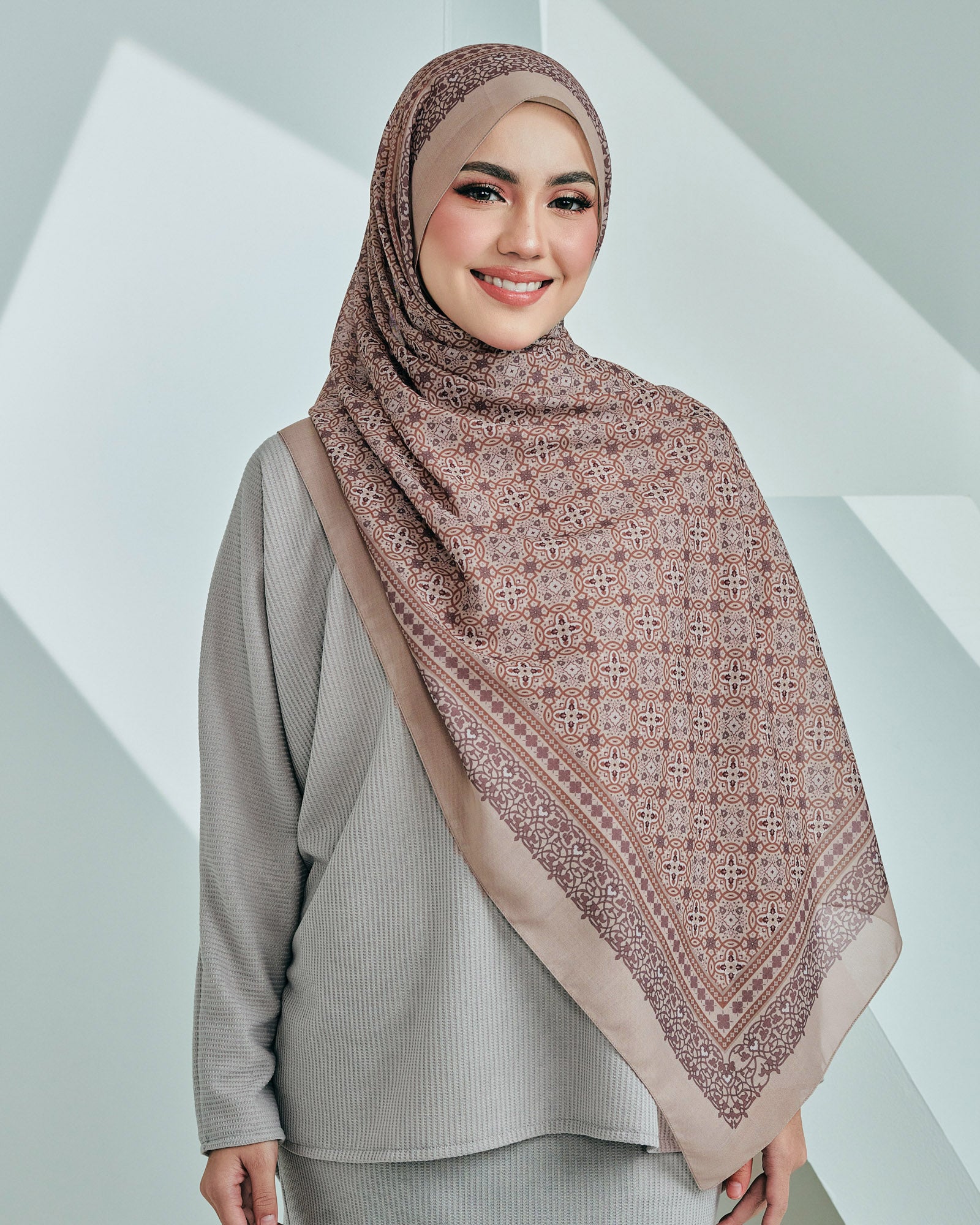 Marrakech in Palmeraie Beige Cotton Shawl