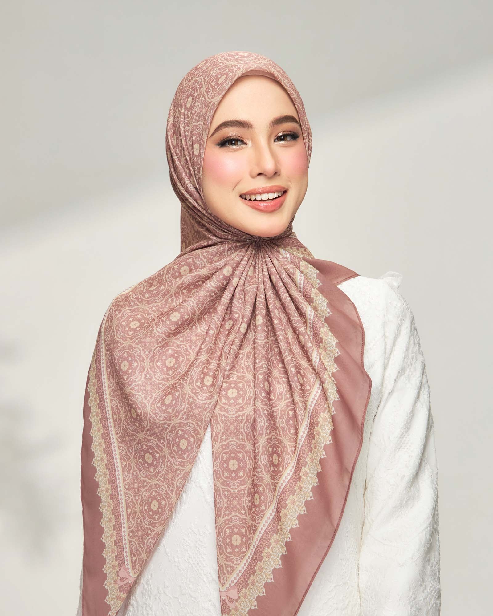 Maryam in Adore Satin Square