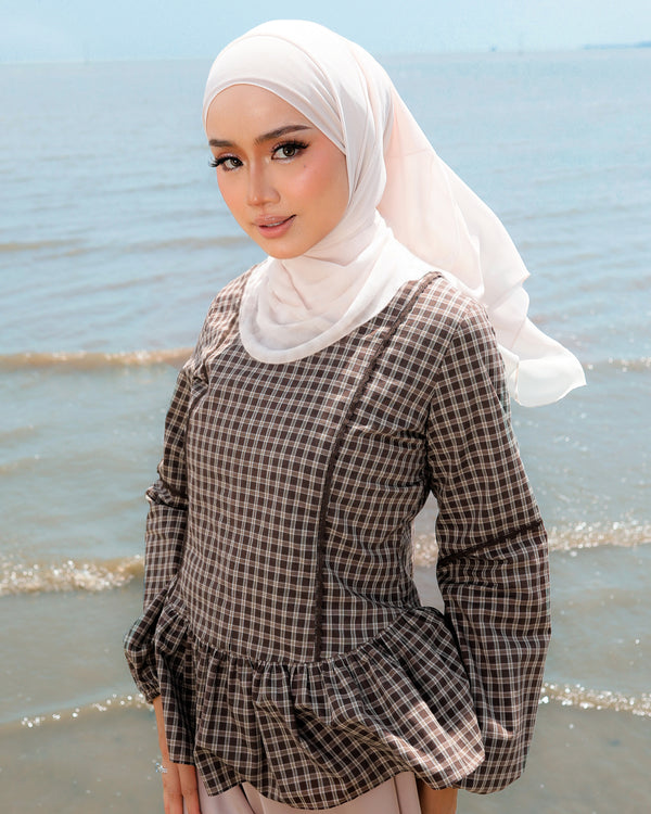 Amelea Top in Cocoa