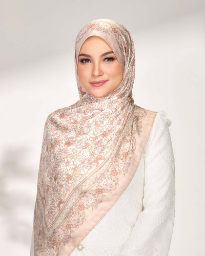 Kesuma in Apricot Satin Shawl
