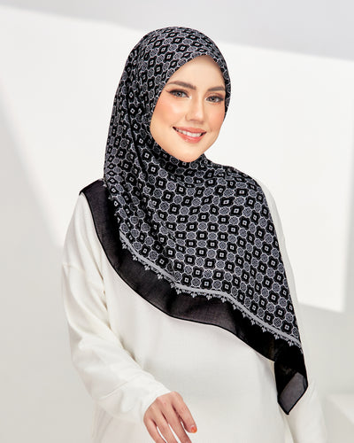 Malika in Aynun