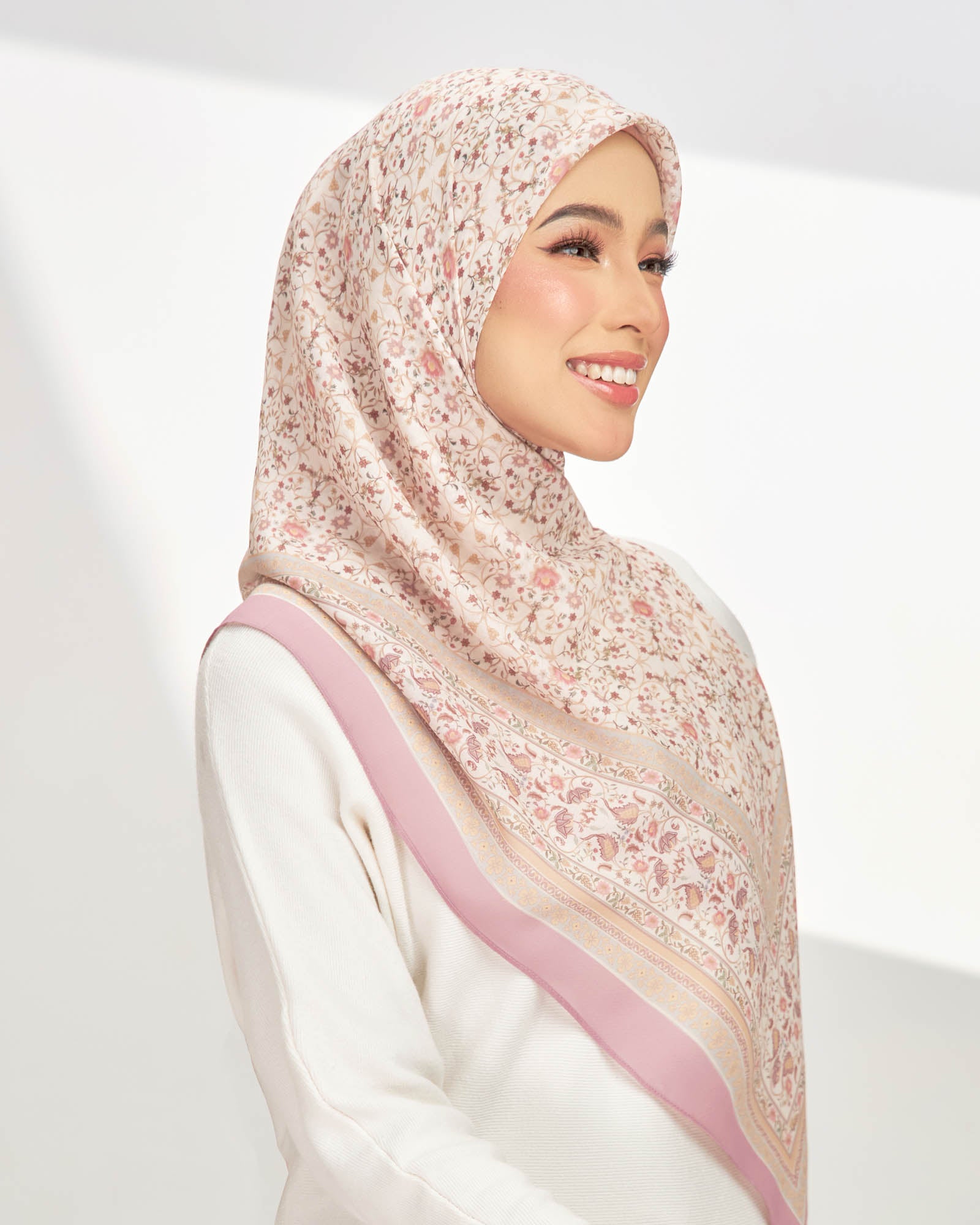 Qalby in Blush