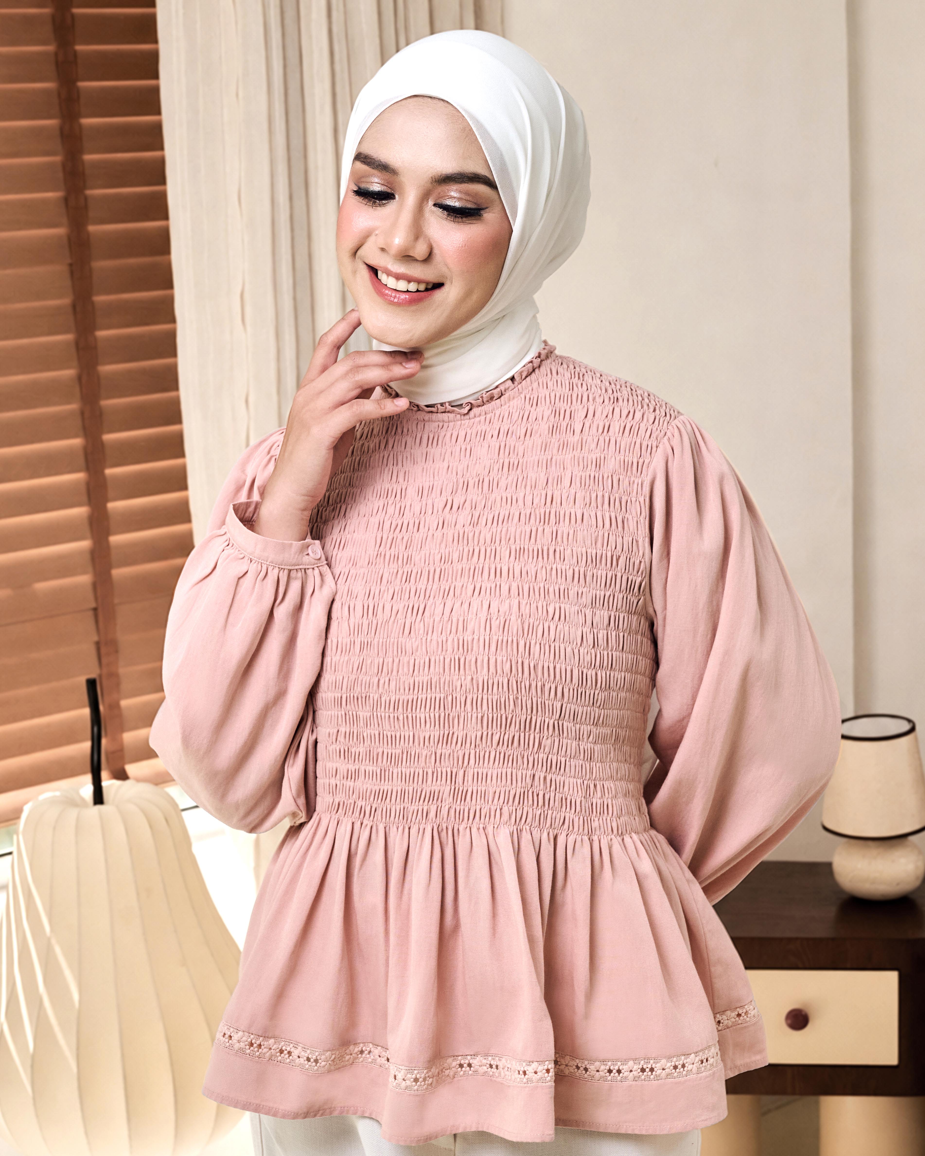 Betly Top in Pink