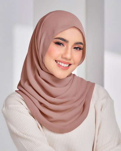 Safiyya Pearl Chiffon Shawl
