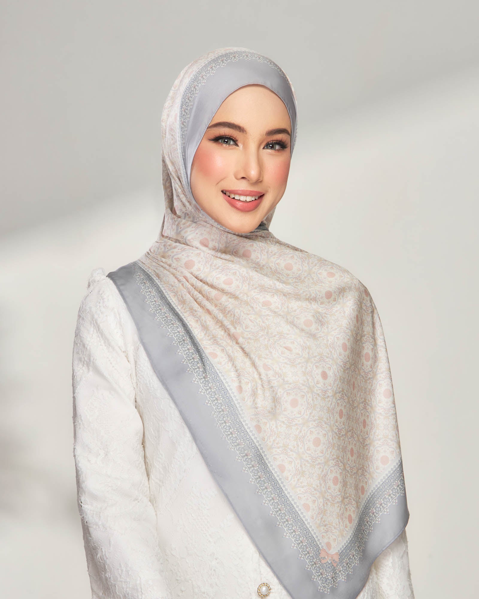 Maryam in Charming Satin Shawl