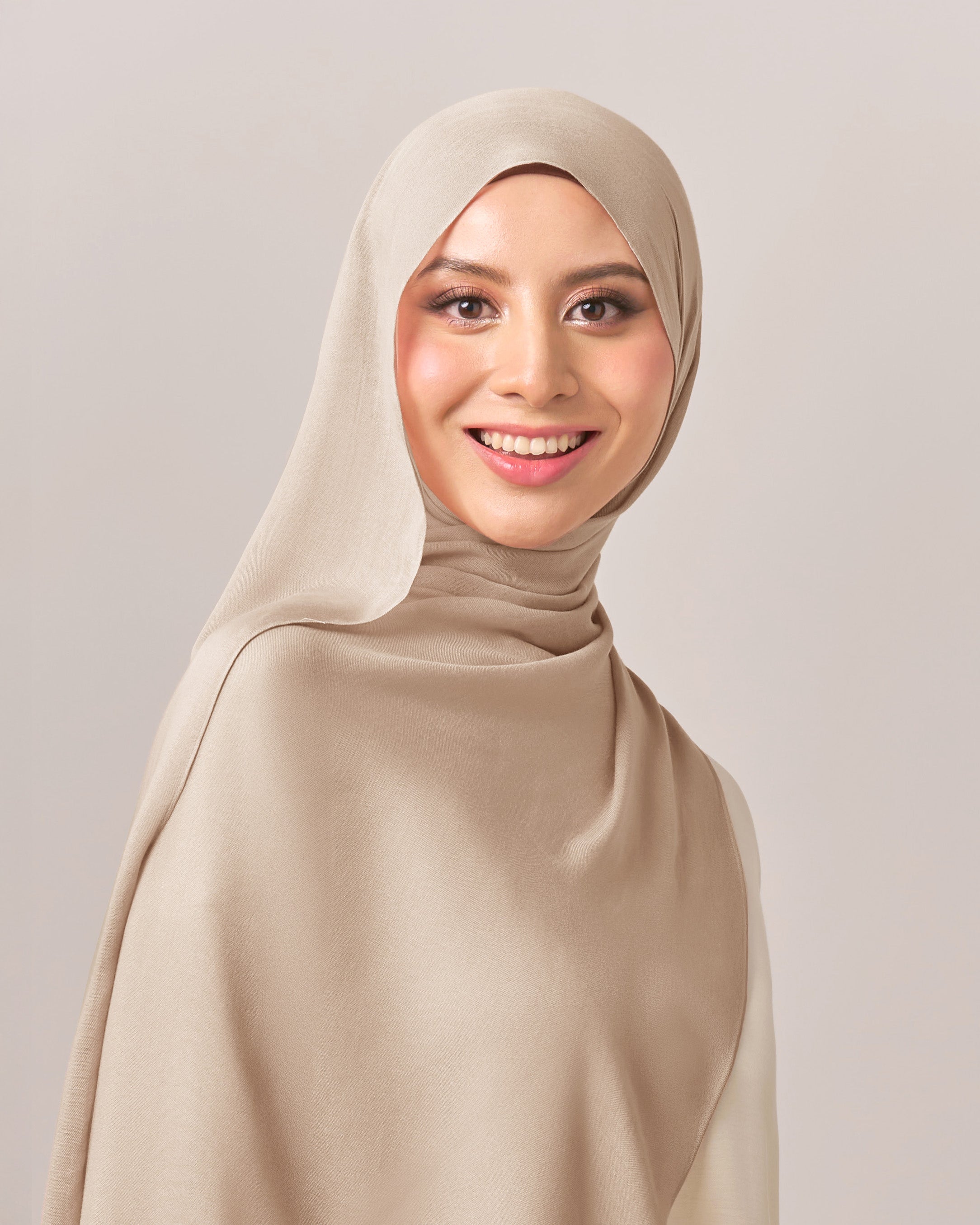 Yara Moda Plain Shawl