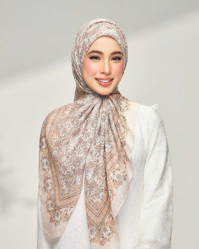 Kesuma in Daisy