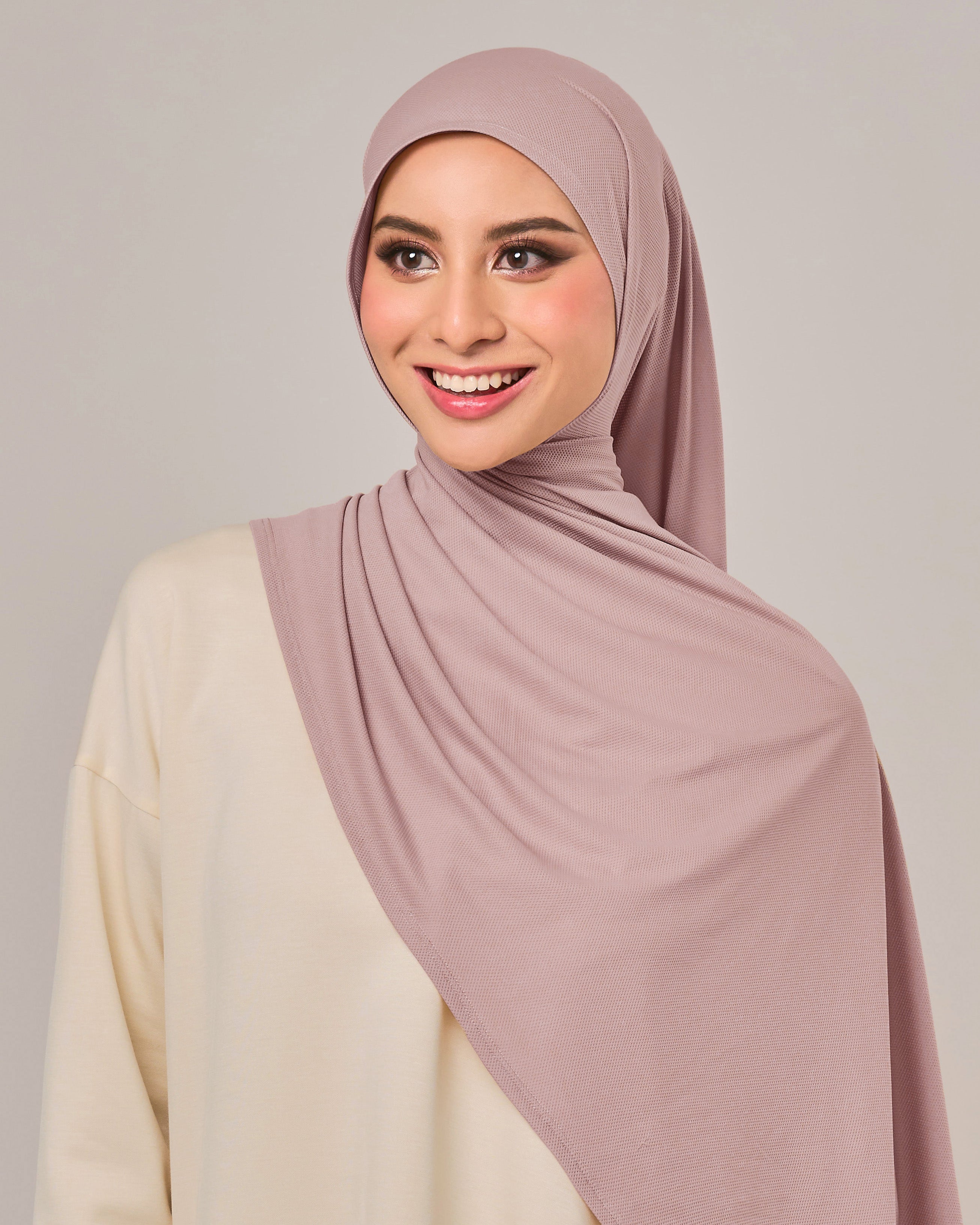 Active Wear - Sport Shawl