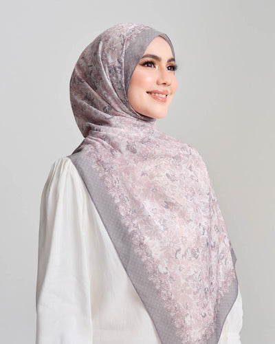 Vintage Garden in Emma Cotton Shawl