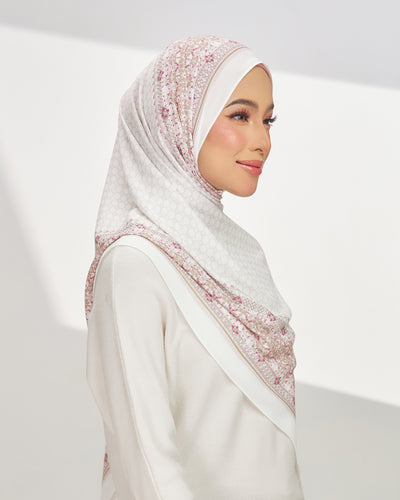 Ethereal in Ivory Cotton Shawl