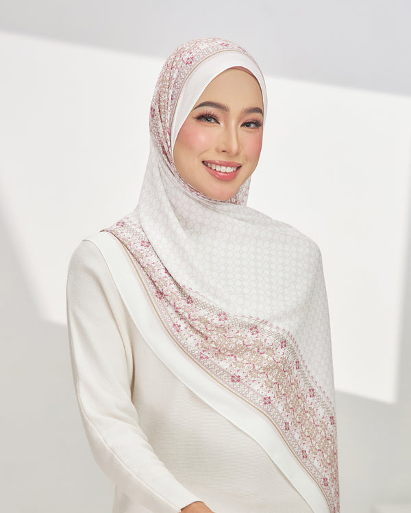 Ethereal in Ivory Cotton Shawl