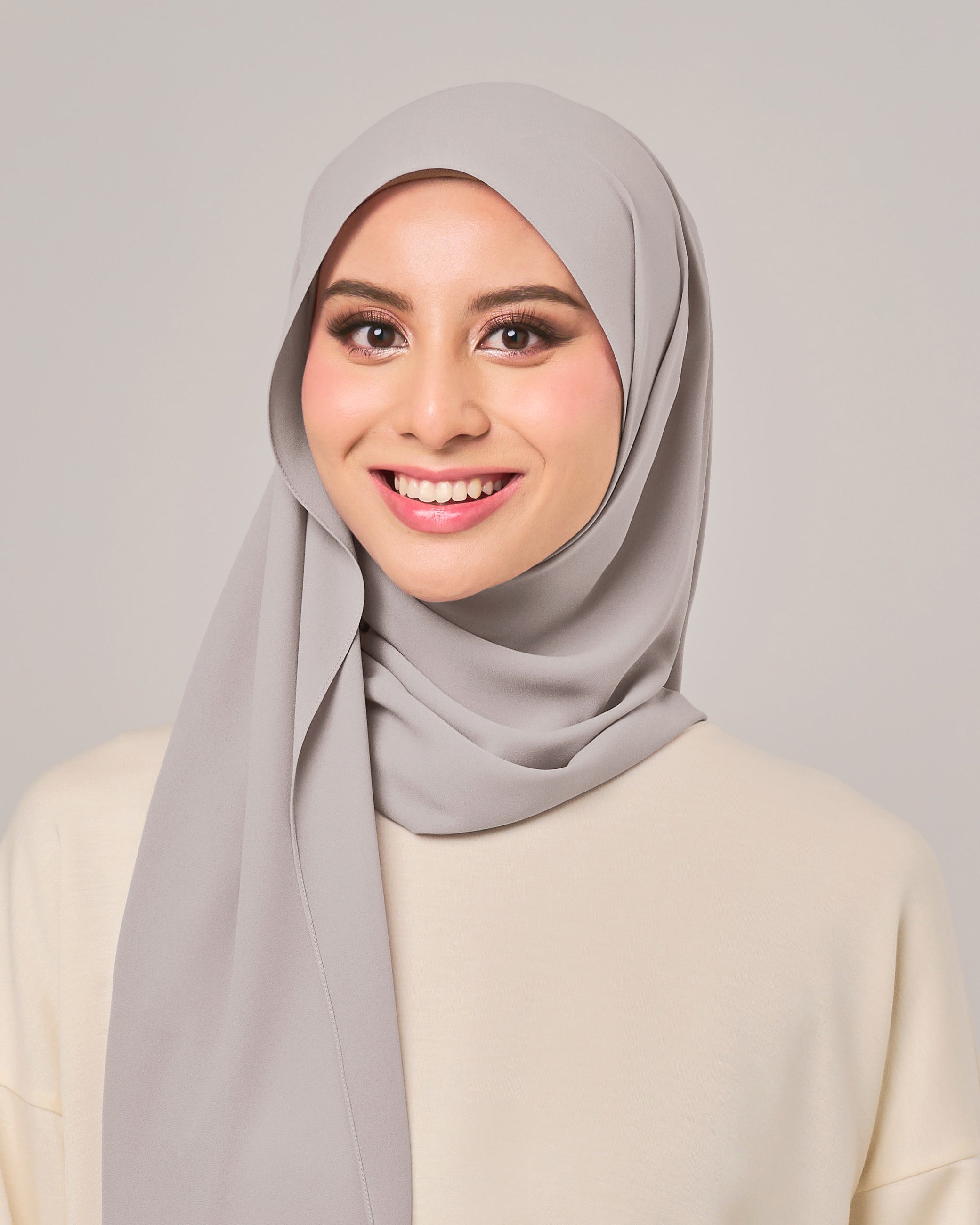 Ayra Hoodie Crepe Chiffon Shawl